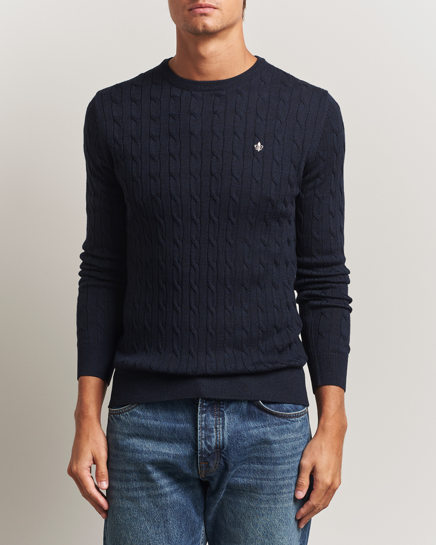 Herre | Trøjer | Morris | Merino Cable O-Neck Navy
