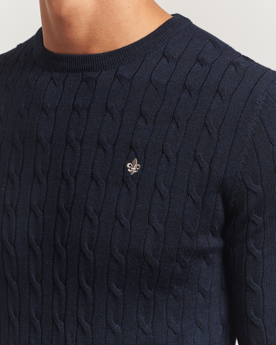 Herre | Trøjer | Morris | Merino Cable O-Neck Navy