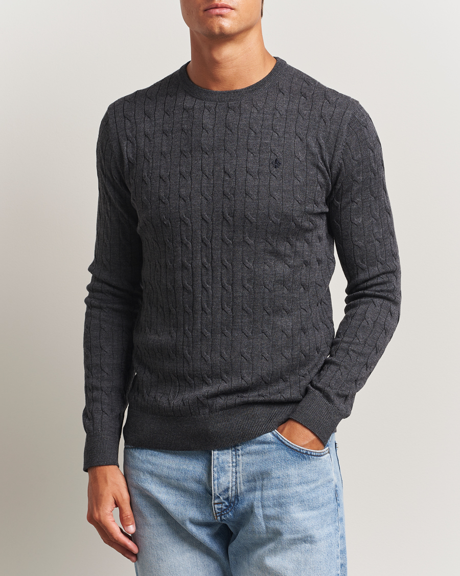 Herre | Trøjer | Morris | Merino Cable O-Neck Grey