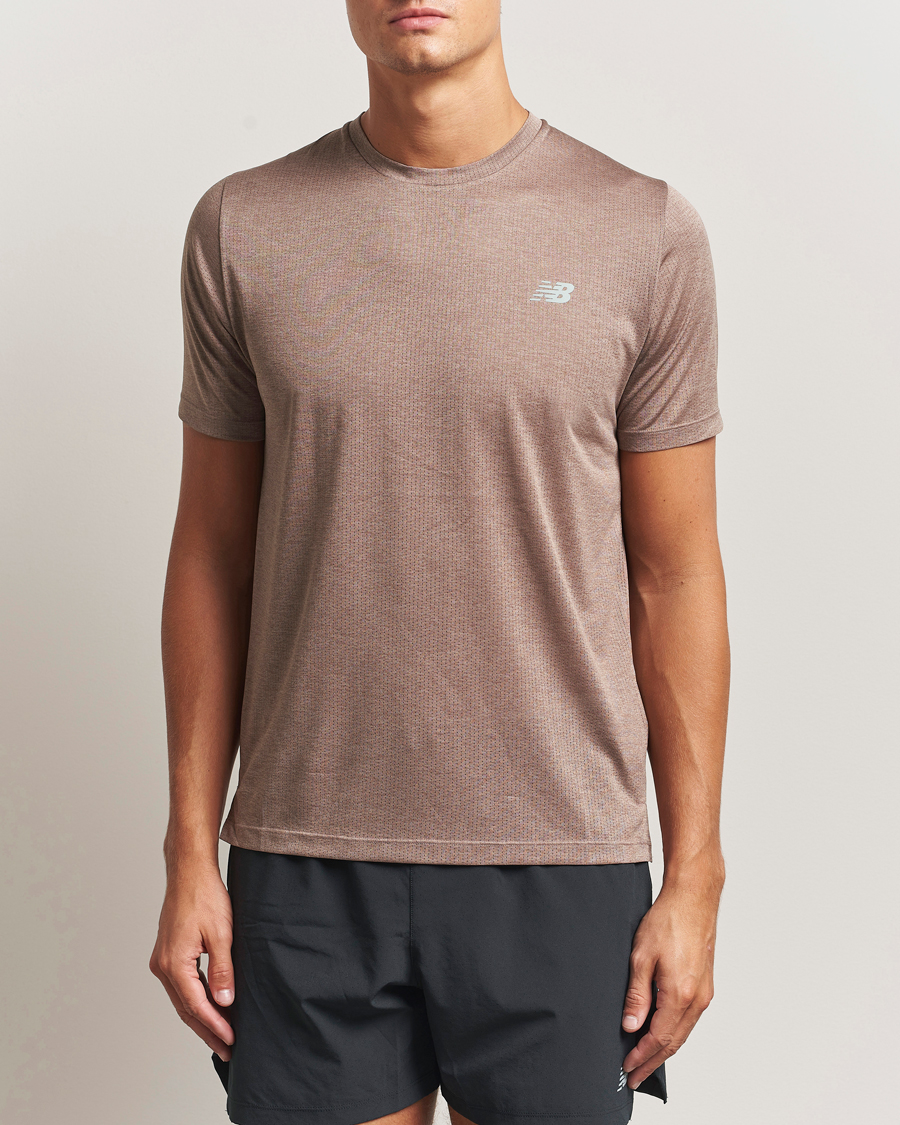 Herre | T-Shirts | New Balance Running | Athletics Short Sleeve T-Shirt Earth Shadow Heather