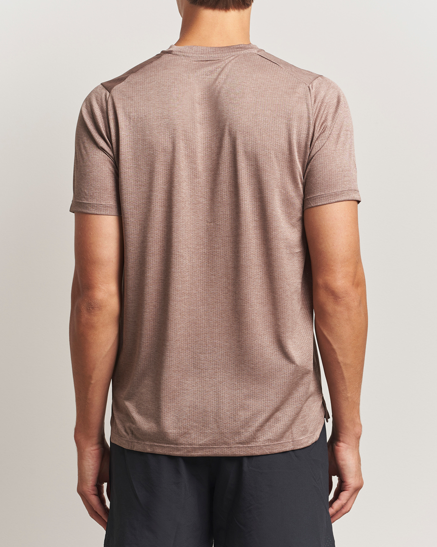 Herre | T-Shirts | New Balance Running | Athletics Short Sleeve T-Shirt Earth Shadow Heather