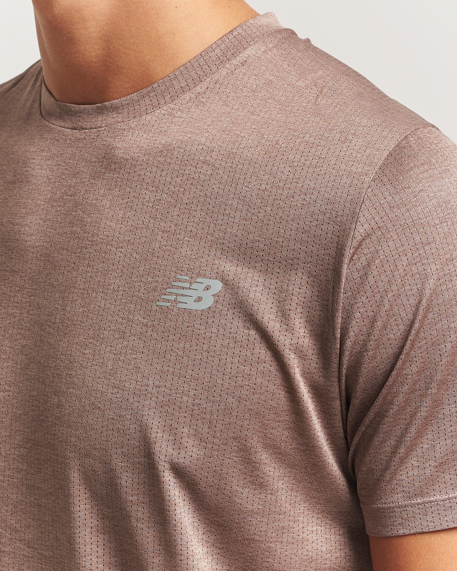 Herre | T-Shirts | New Balance Running | Athletics Short Sleeve T-Shirt Earth Shadow Heather