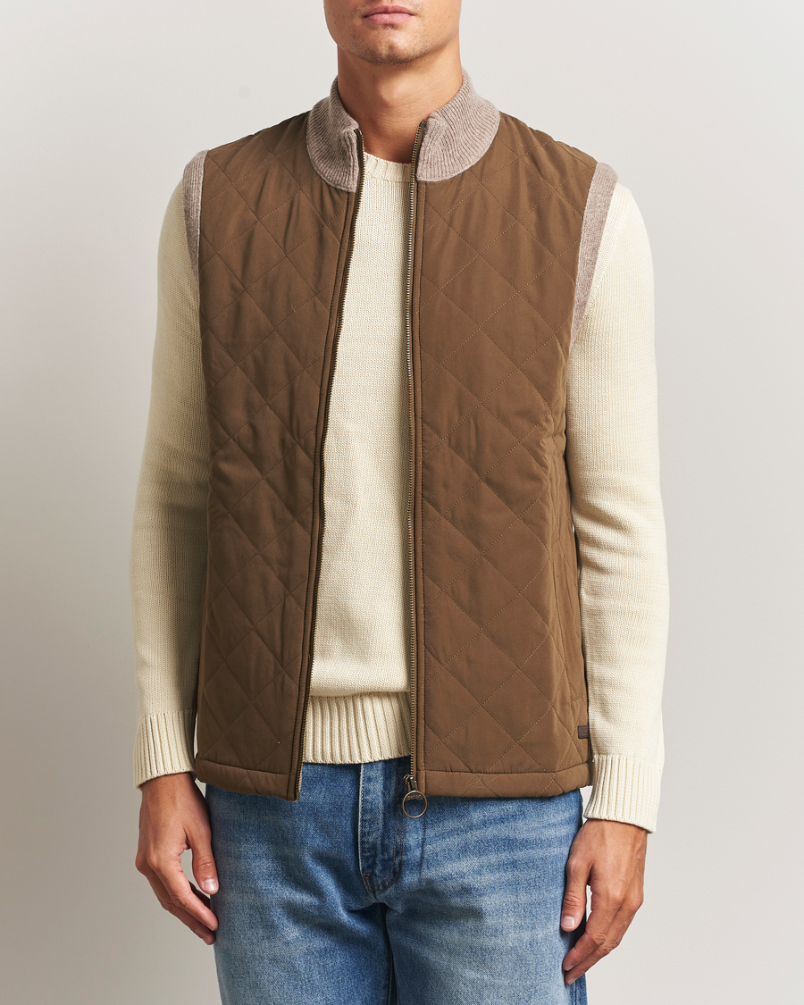 Herre | Trøjer | Barbour Lifestyle | Shoveler Knitted Gilet Stone