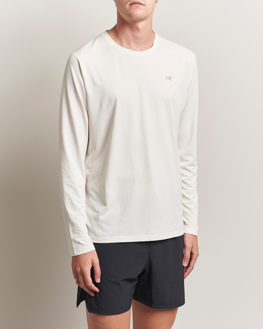 Herre | T-Shirts | Arc'teryx | Cormac Long Sleeve T-Shirt Arctic Silk Heather