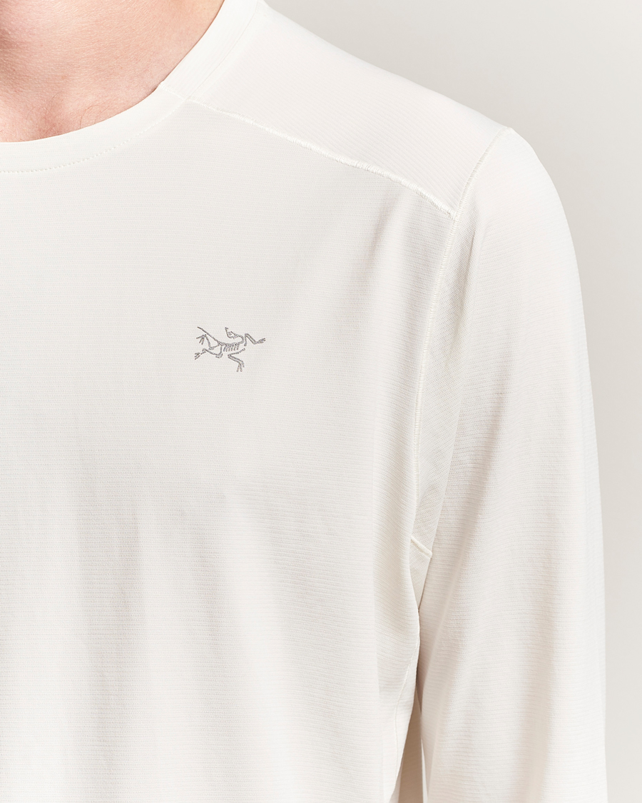 Herre | T-Shirts | Arc'teryx | Cormac Long Sleeve T-Shirt Arctic Silk Heather