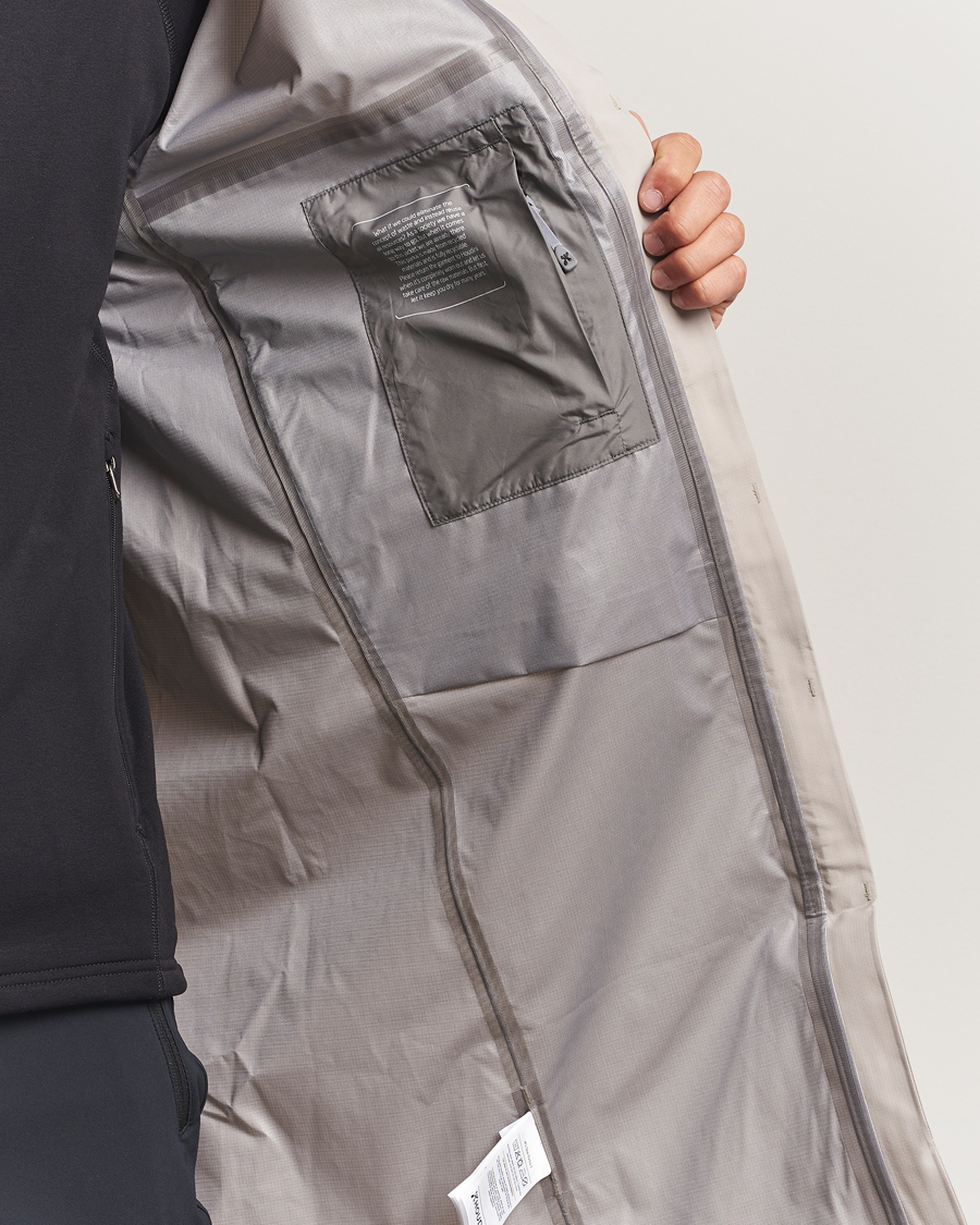 Herre | Jakker | Houdini | One Waterproof Parka Sandstorm