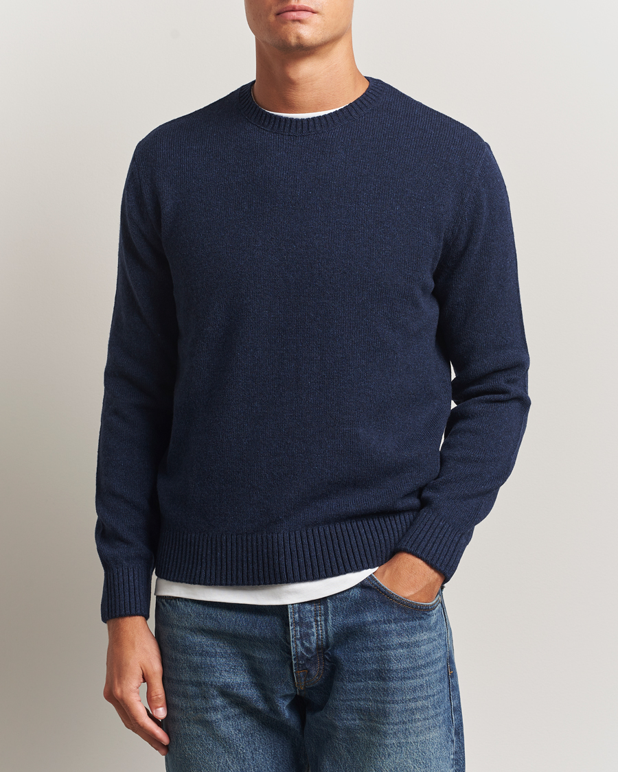 Herre | Trøjer | Colorful Standard | Classic Merino Wool Crew Neck Marine Blue