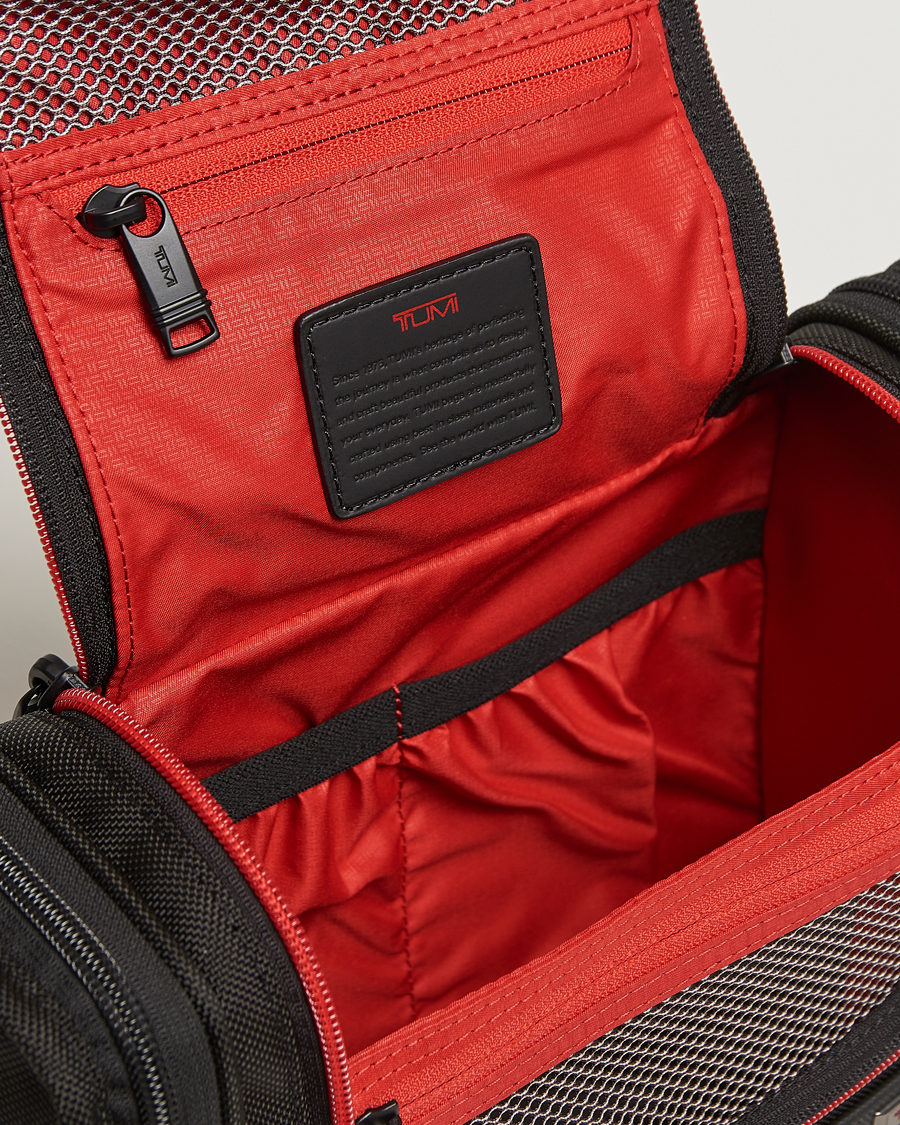 Herre | Tasker | TUMI | Alpha 3 Hanging Travel Kit Black/Red