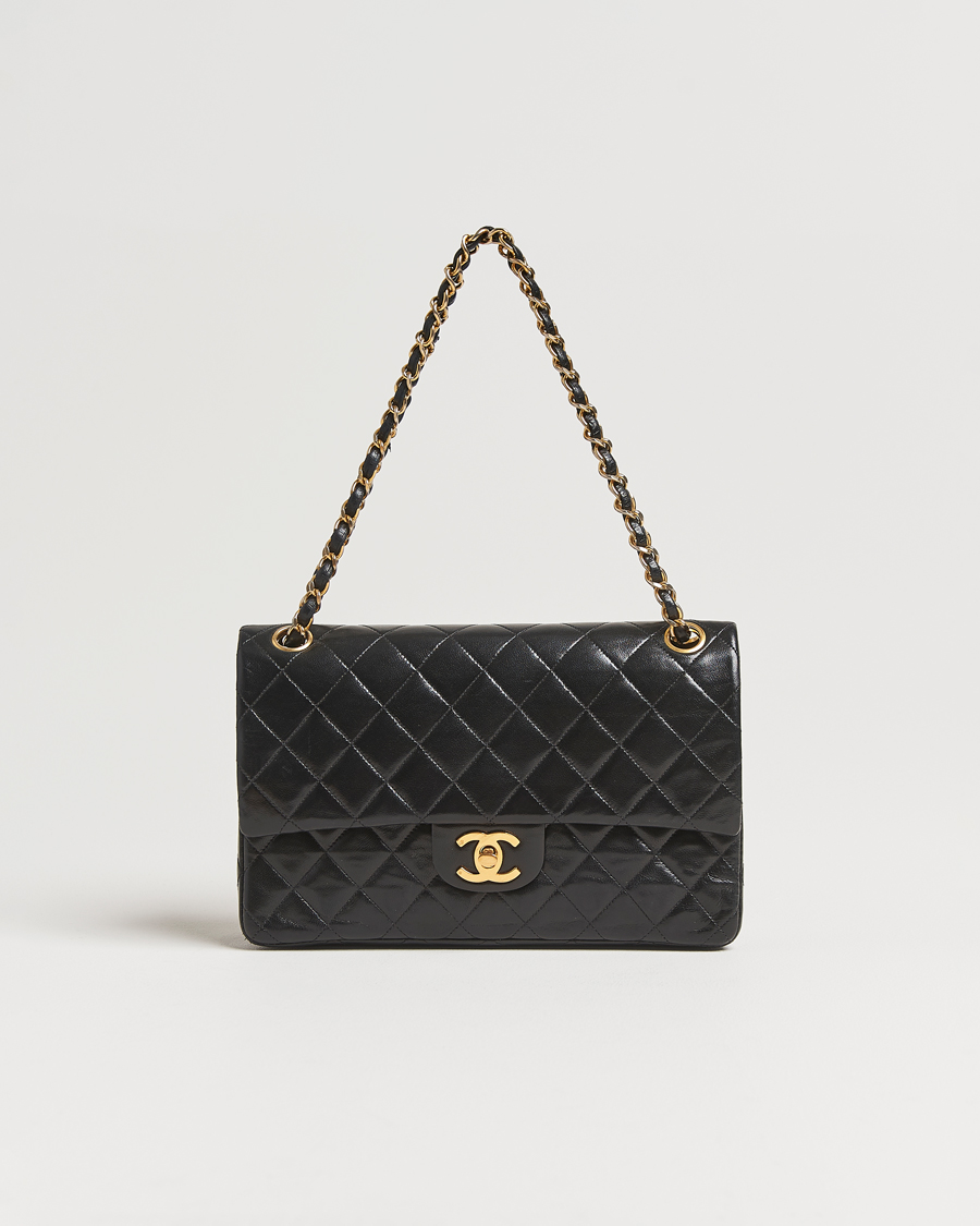 Herre | Gifts for Her | Chanel Pre-Owned | Classic Double Flap Medium Lambskin Black
