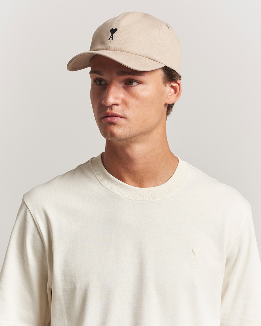 Herre | AMI Black Heart Logo Cap Cafe Creme | AMI | Black Heart Logo Cap Cafe Creme