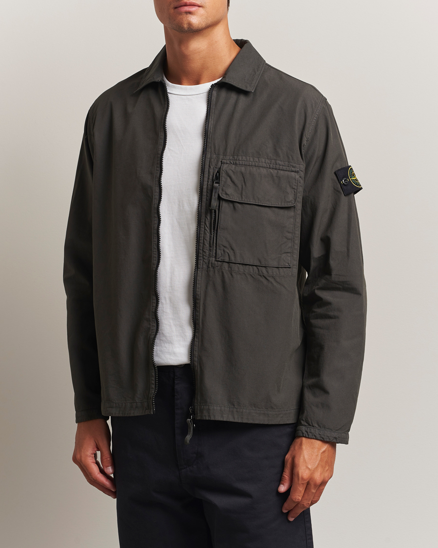 Herre | Skjorter | Stone Island | Garment Dyed Organic Cotton Zip Overshirt Lead Grey