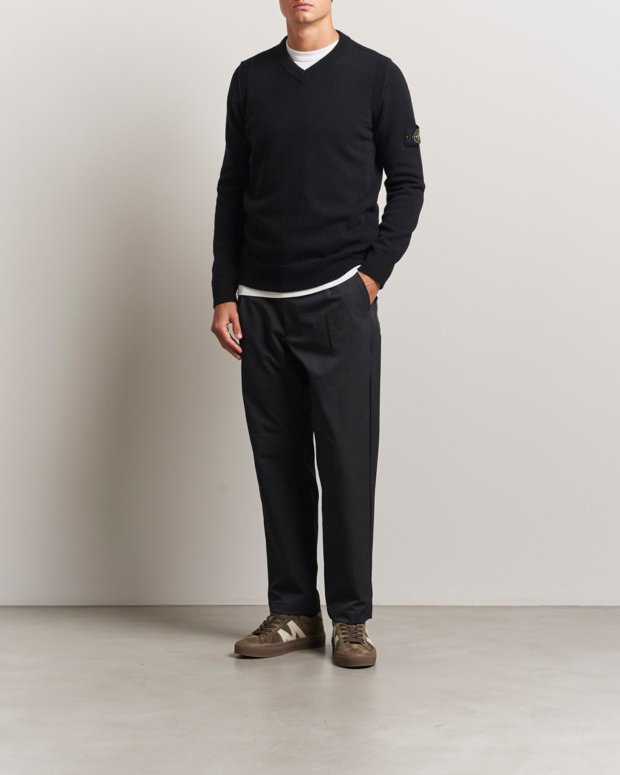Herre | Trøjer | Stone Island | Knitted Lambswool V-Neck Black