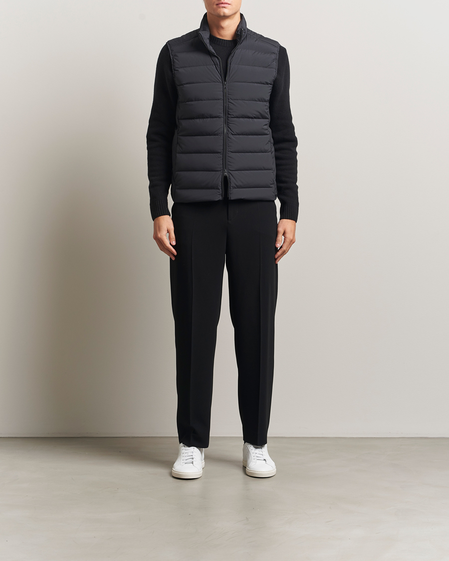 Herre | Veste | Scandinavian Edition | Ratio II Down Padded Vest Graphite