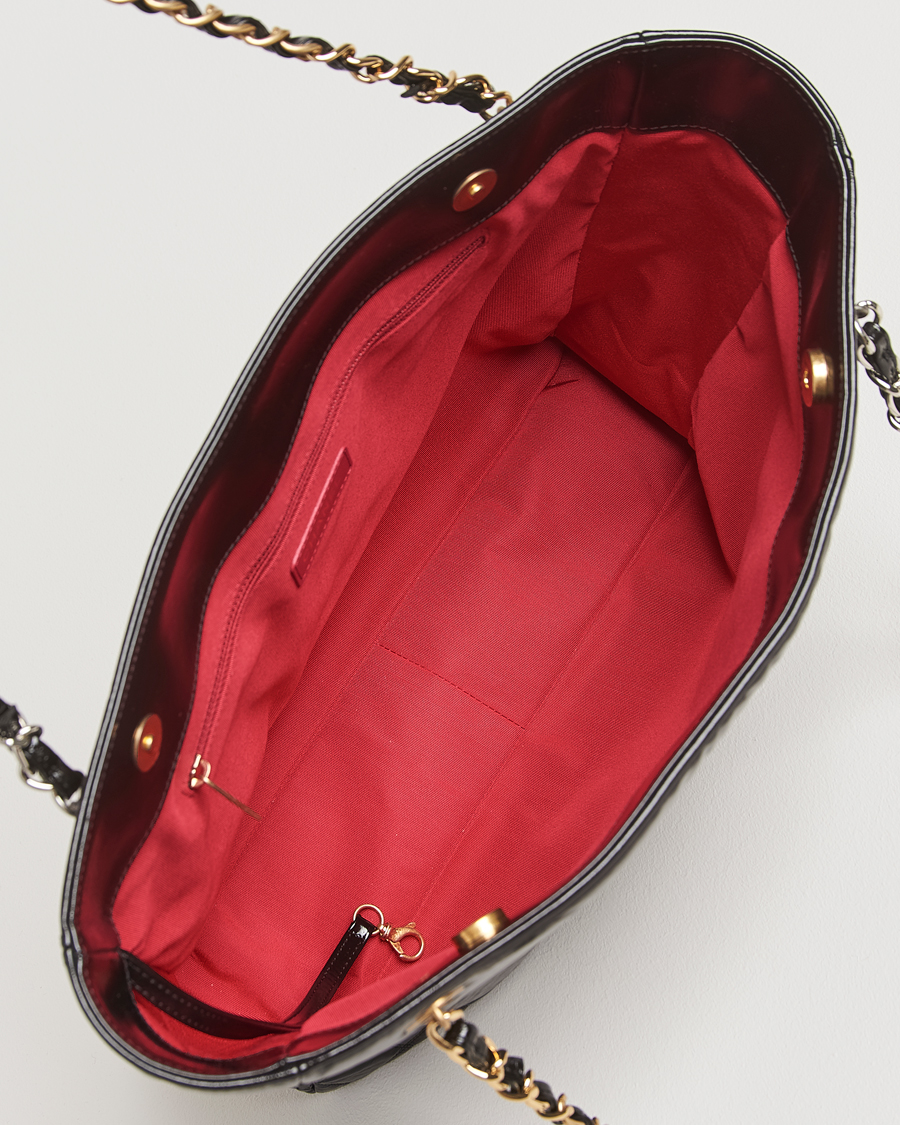 Herre | Pre-Owned & Vintage Bags | Chanel Pre-Owned | Chain Tote Bag Black