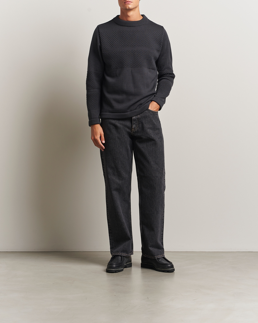 Herre | Trøjer | S.N.S. Herning | Fisherman Wool Crew Neck Molten Grey
