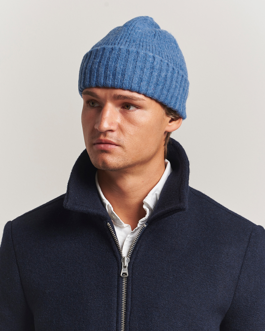 Herre | Huer | Robert Mackie | Rona Ribbed Shaggy Lambswool Beanie Light Blue