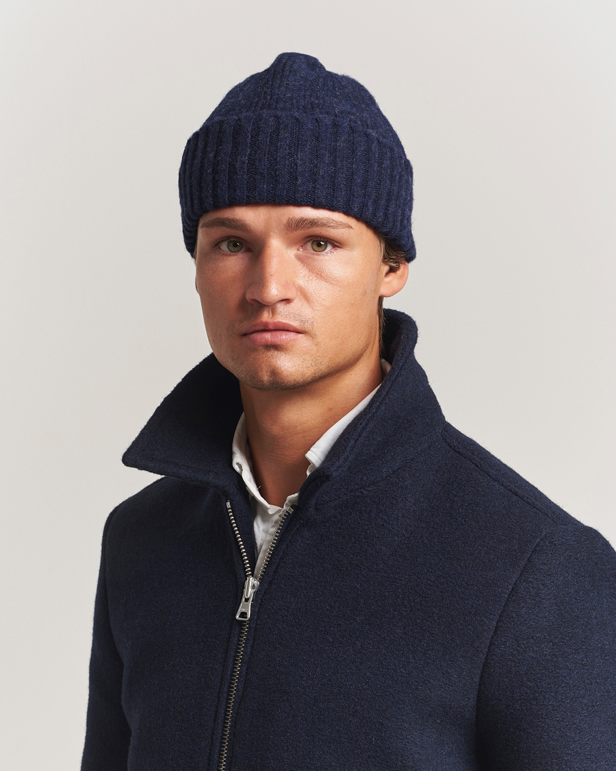 Herre | Huer | Robert Mackie | Rona Ribbed Shaggy Lambswool Beanie Blue