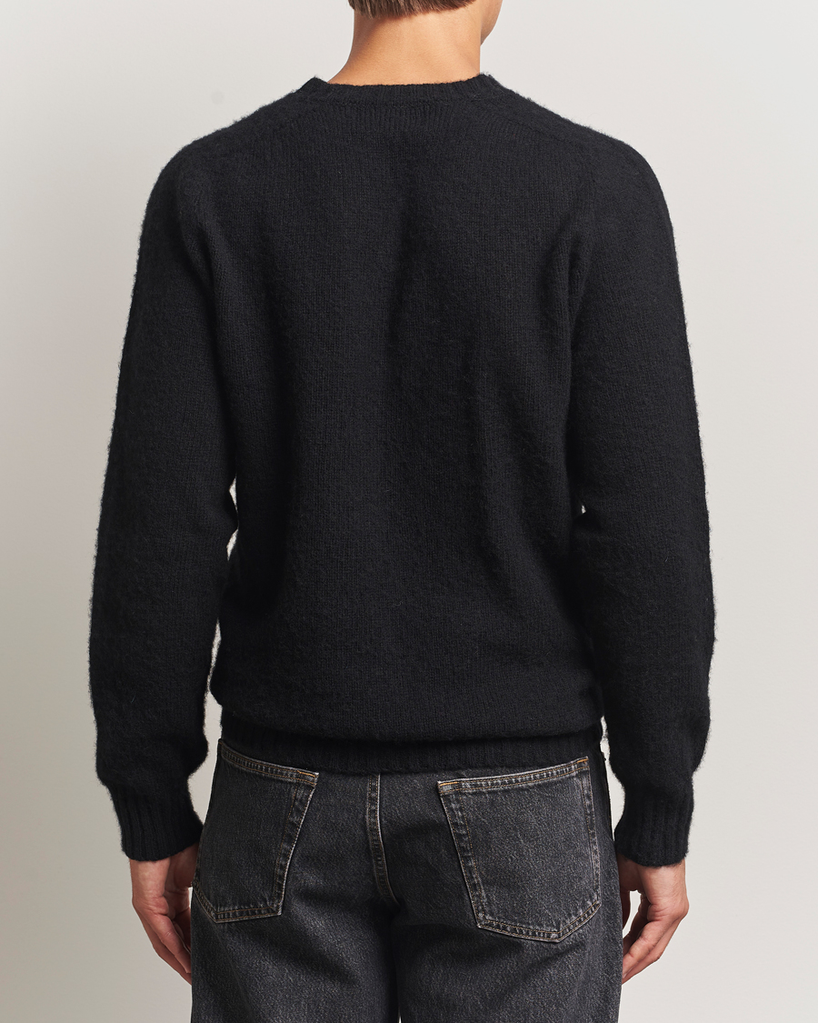 Herre | Trøjer | Harley Of Scotland for Care of Carl | Harley Of Scotland Brushed Supersoft Lambswool V-Neck Black