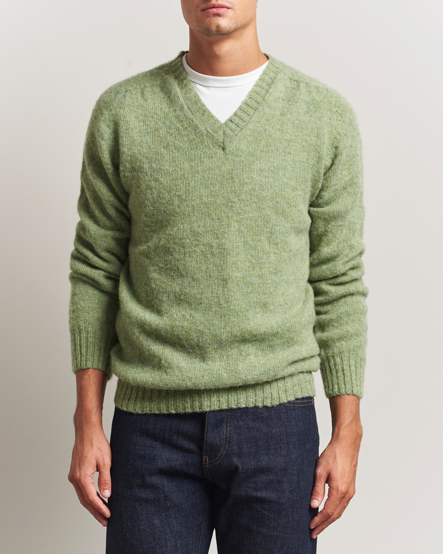 Herre | Trøjer | Harley Of Scotland | Brushed Supersoft Lambswool V-Neck Light Green