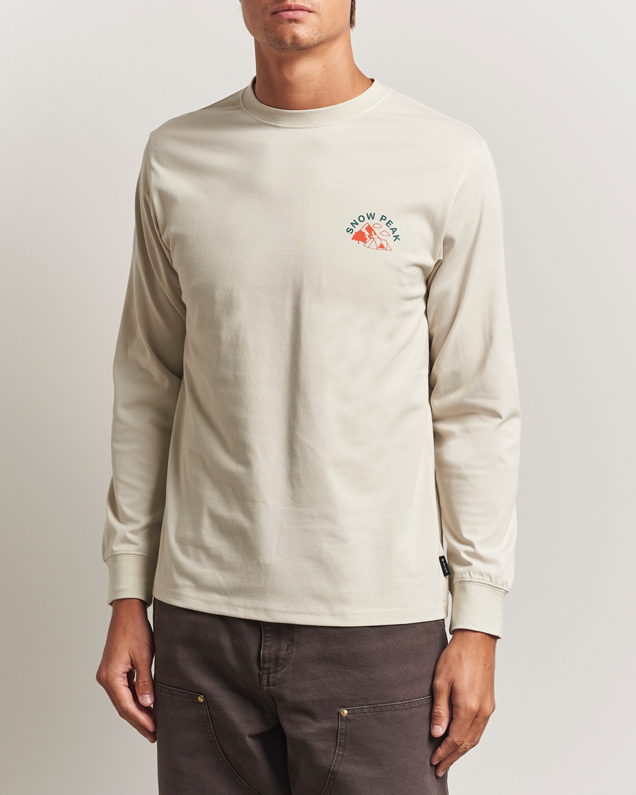Herre | T-Shirts | Snow Peak | Graphic Long Sleeve T-Shirt Ivory