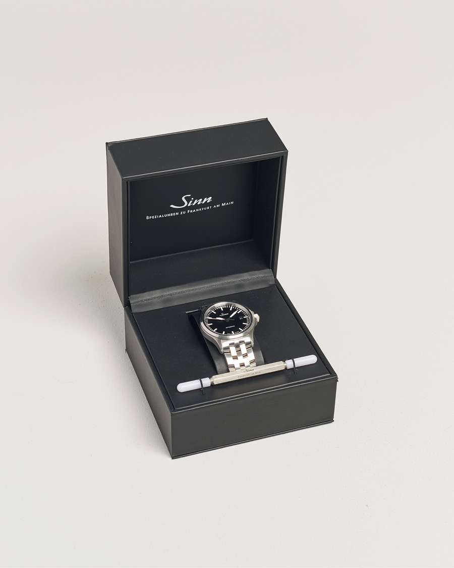 Herre | Pre-Owned & Vintage Watches | Sinn Pre-Owned | 556 Date Stainless Steel Watch