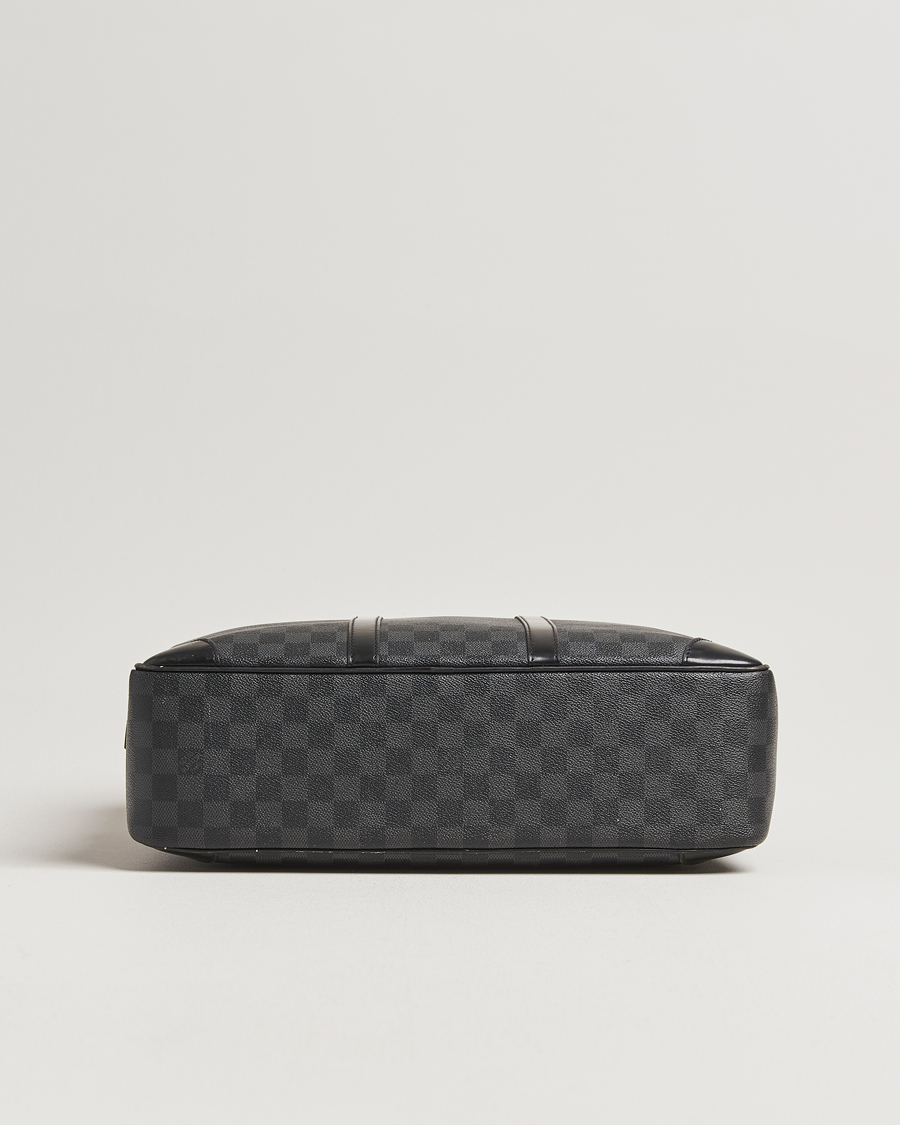 Herre | Pre-Owned & Vintage Bags | Louis Vuitton Pre-Owned | Porte Document Voyager Damier Graphite