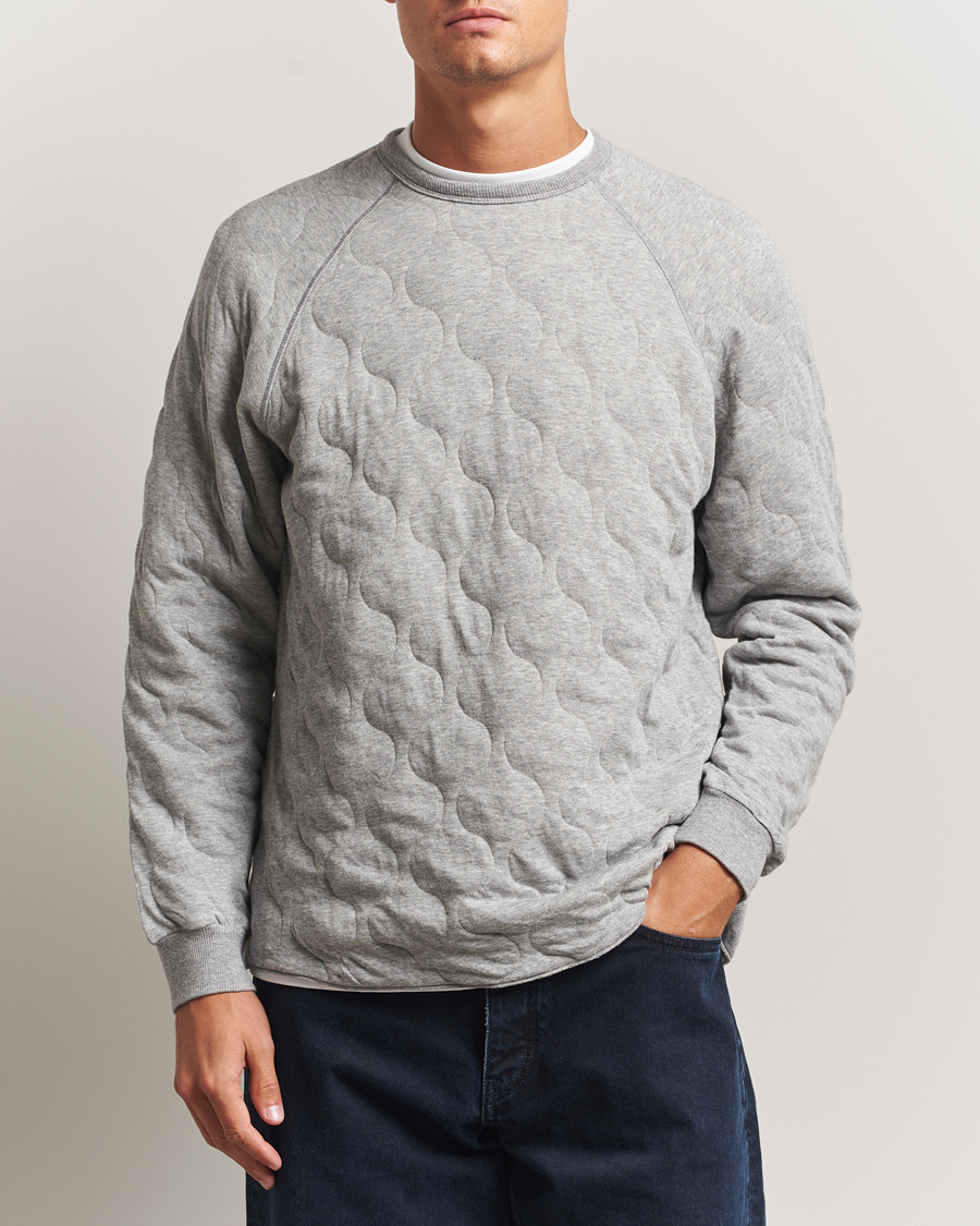 Herre | Trøjer | BEAMS PLUS | MIL Quilt Crew Neck Grey