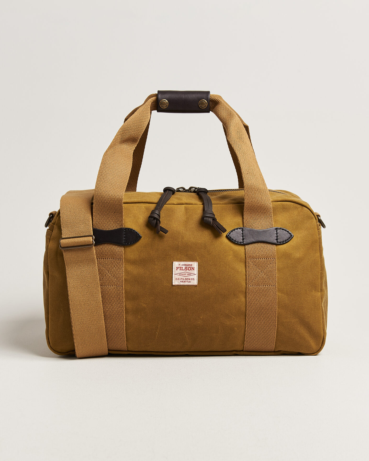 Herre | Tasker | Filson | Tin Cloth Small Duffle Tan