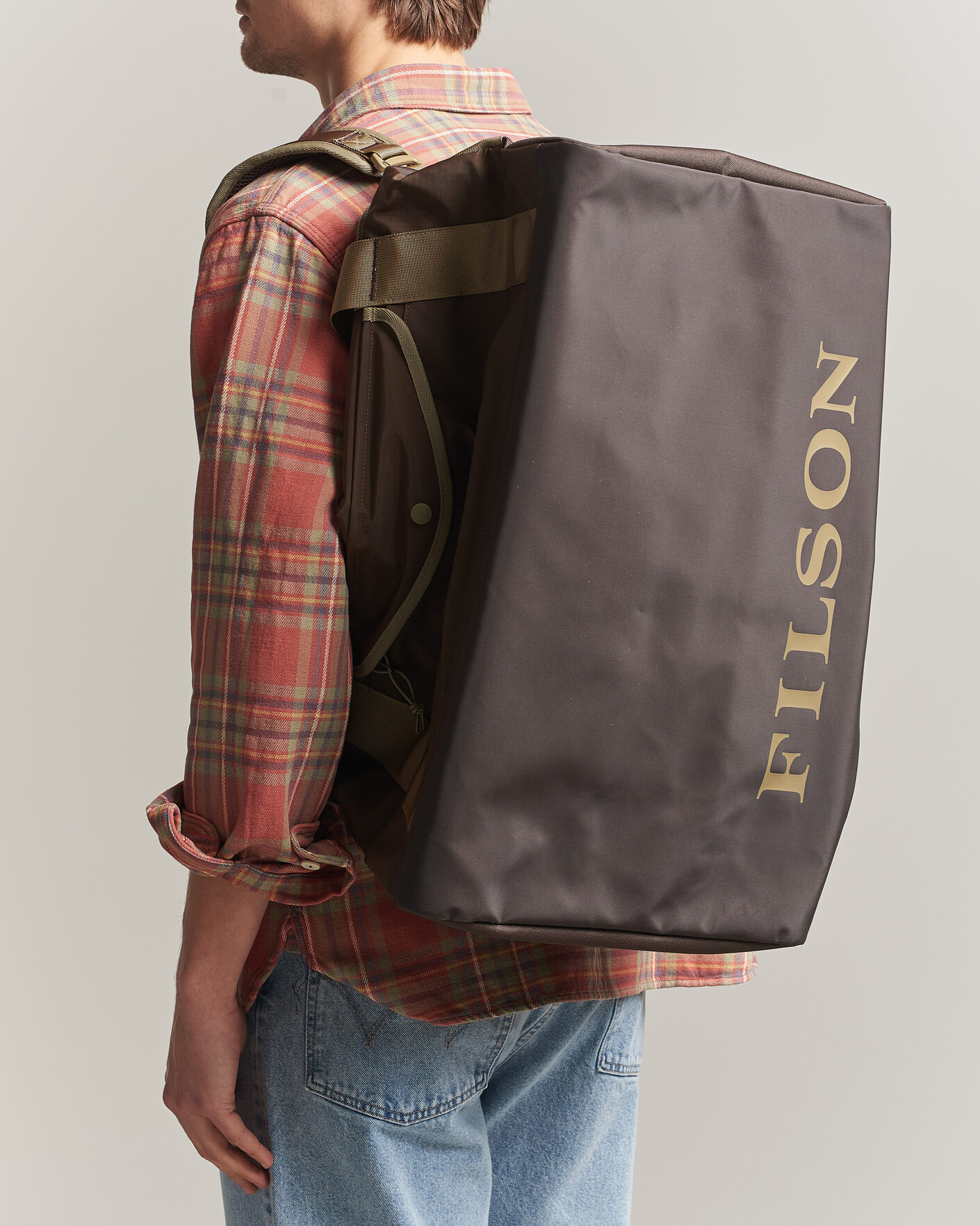 Herre | Tasker | Filson | Scout 50L Duffle Brown