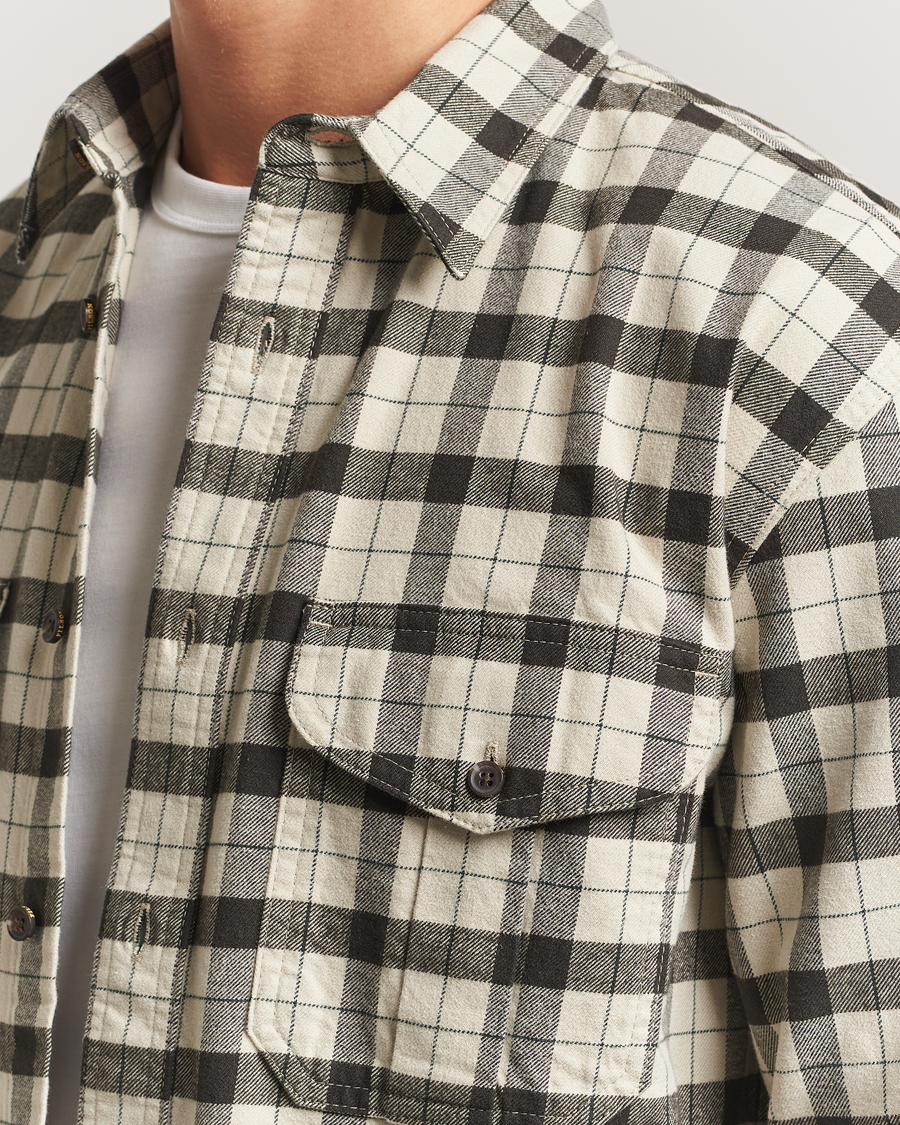 Herre | Skjorter | Filson | Checked Alaskan Guide Shirt Cream/Grey