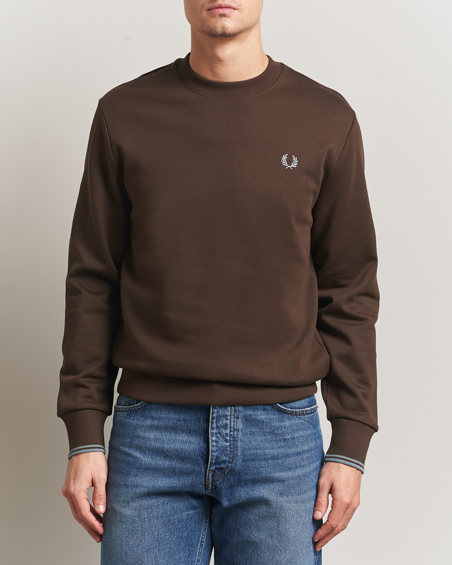 Herre | Trøjer | Fred Perry | Crew Neck Sweatshirt Burnt Tobacco