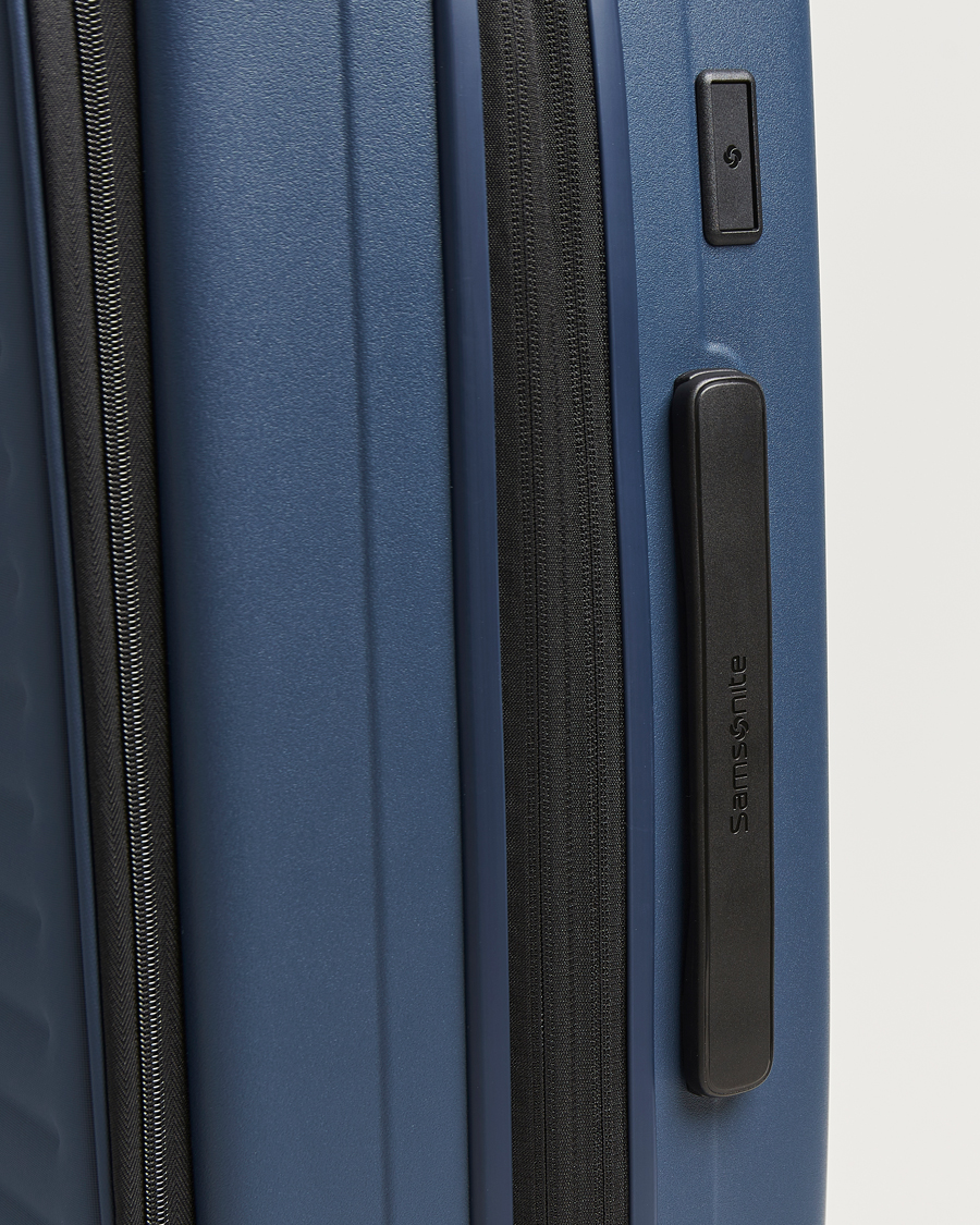 Herre | Tasker | Samsonite | Restackd Spinner Easy Access Carry-On Midnight