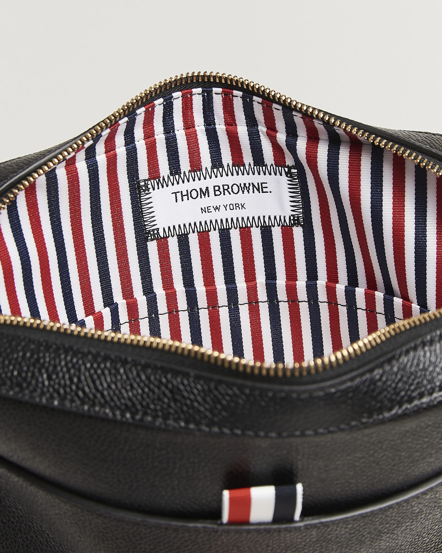 Herre | Tasker | Thom Browne | Pebble Grain Leather Bag Black
