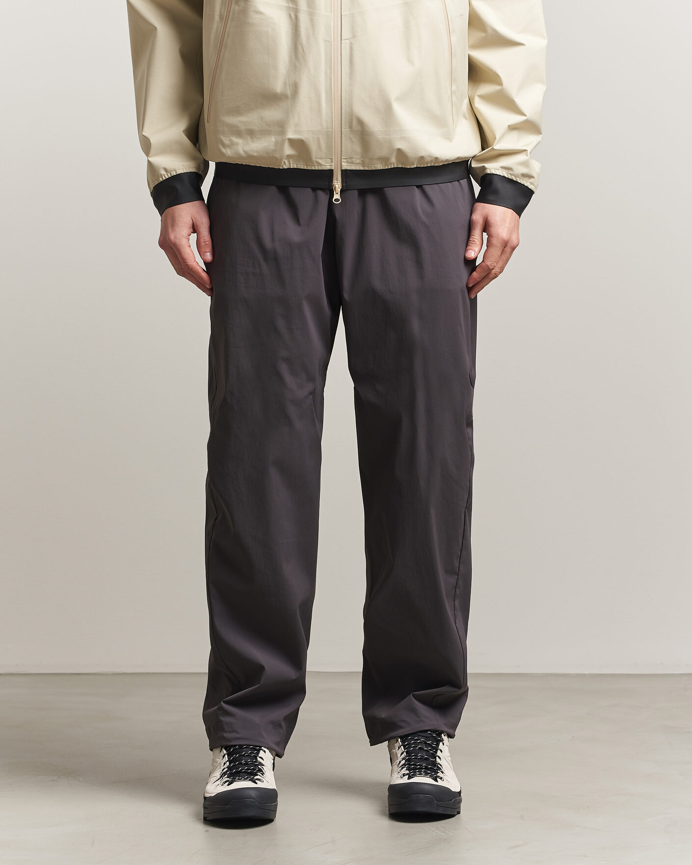 Herre | Bukser | Stone Island | Stellina Technical Nylon Stretch Trousers Charcoal