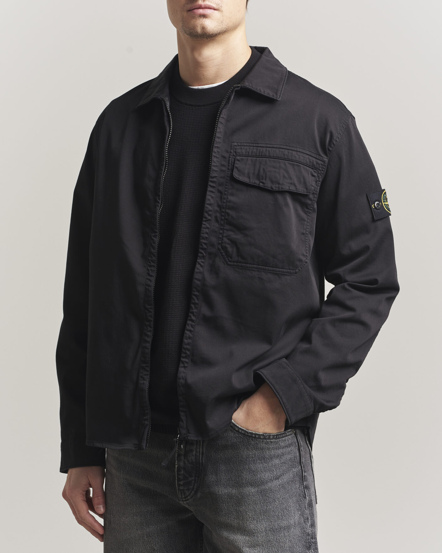 Herre | Skjorter | Stone Island | Cotton Stretch Zip Overshirt Black