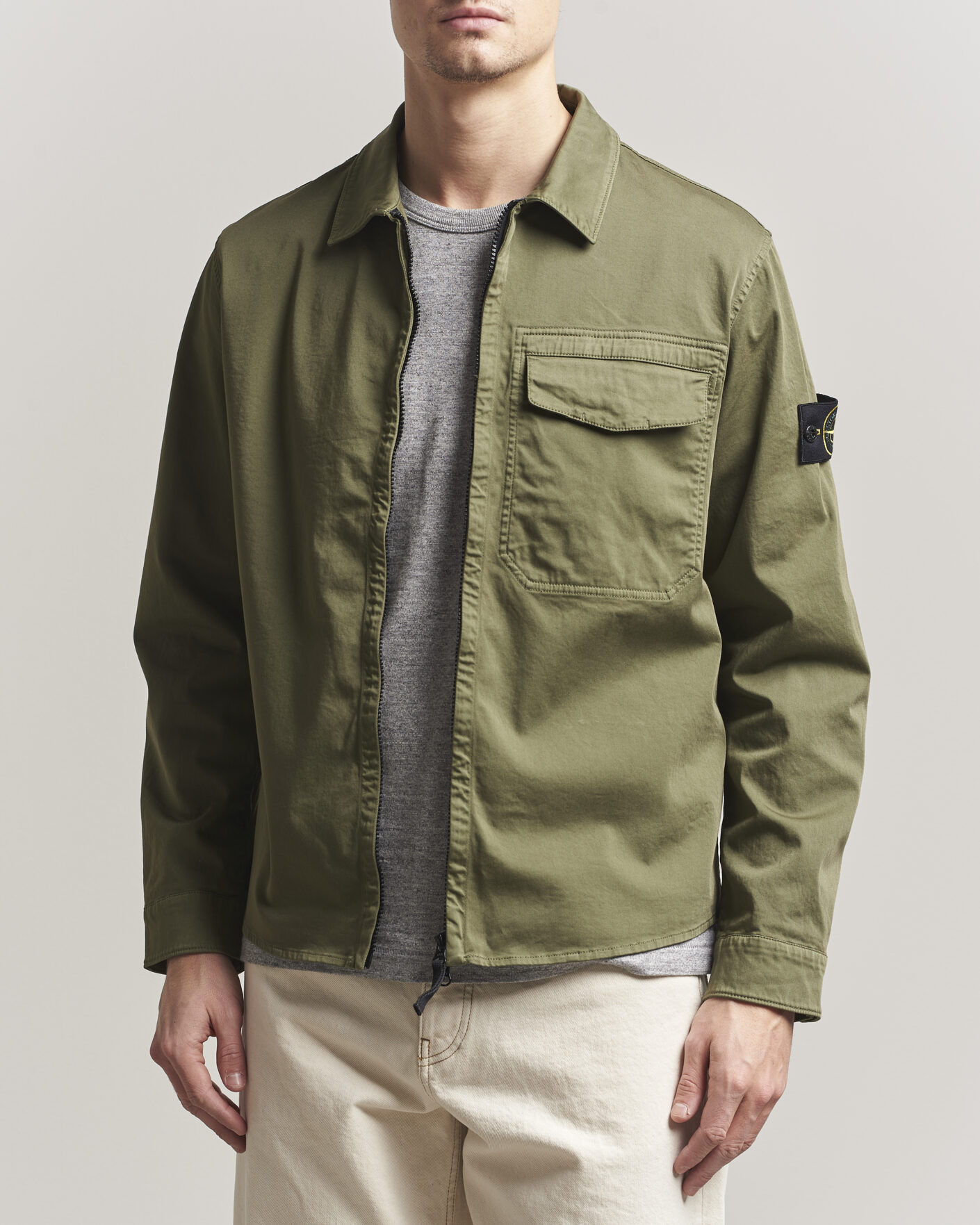 Herre | Skjorter | Stone Island | Cotton Stretch Zip Overshirt Military Green
