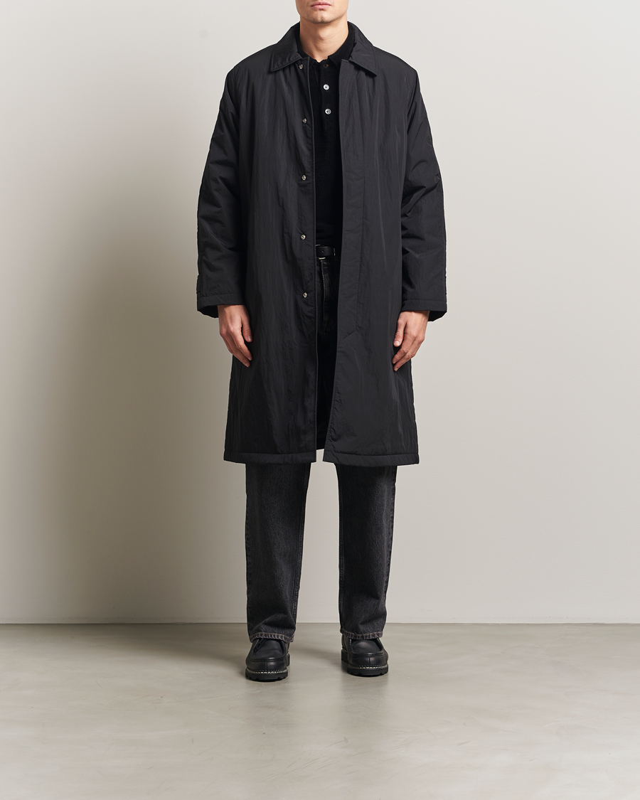 Sunflower Relaxed Nylon Coat Black - CareOfCarl.dk