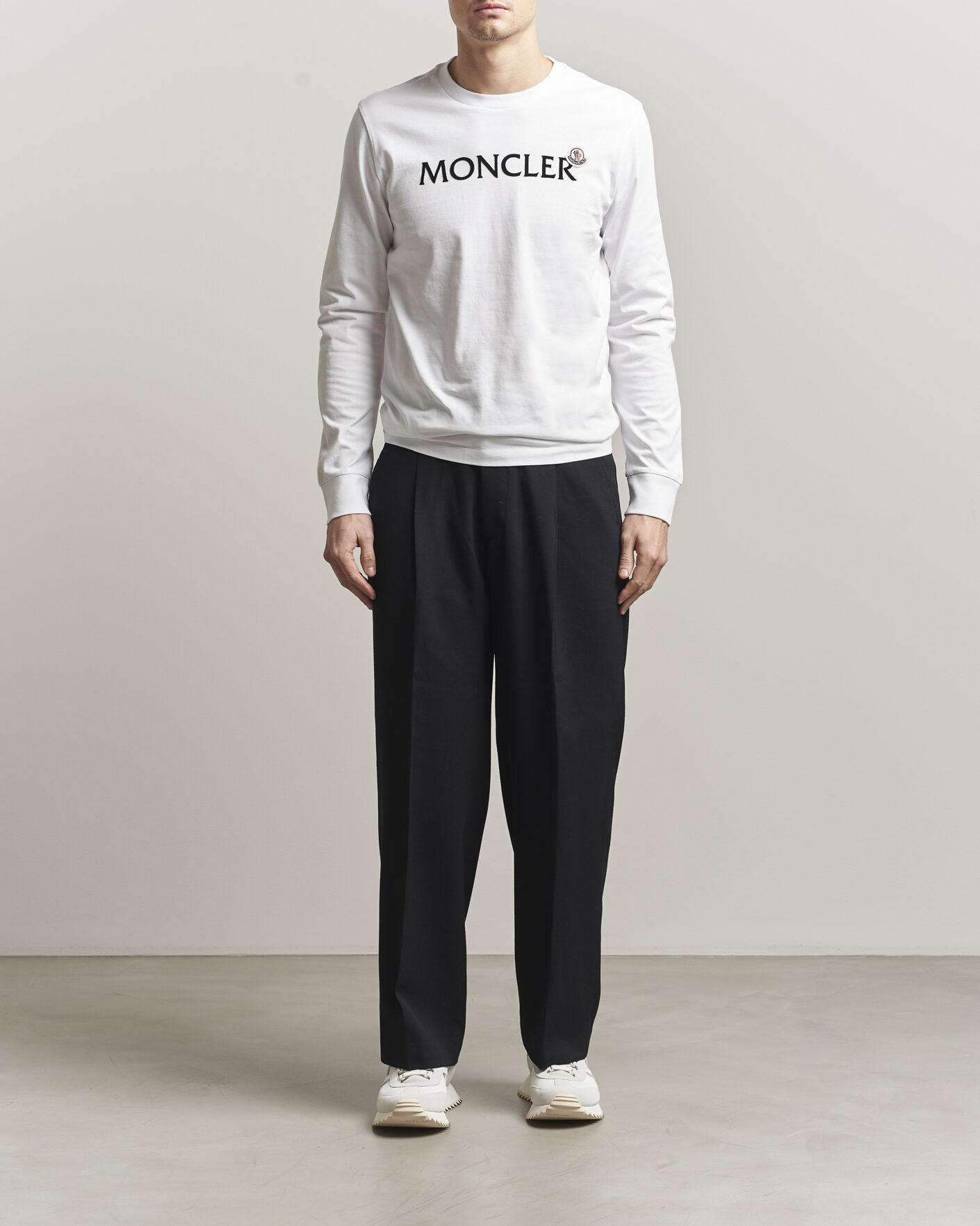 Herre | T-Shirts | Moncler | Lettering Logo Long Sleeve T-Shirt White
