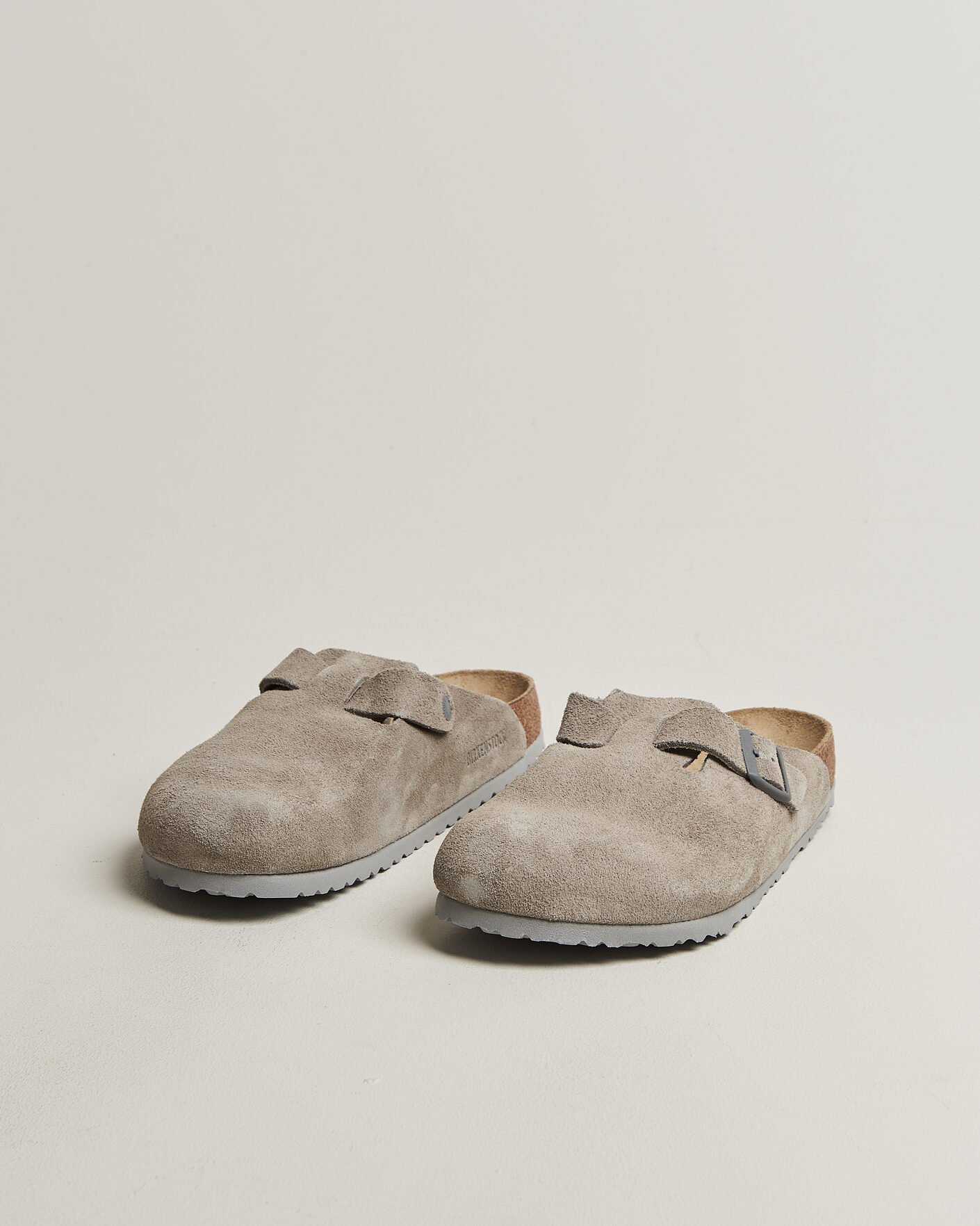 Herre | Sandaler & Hjemmesko | BIRKENSTOCK | Boston Soft Footbed Stone Coin Suede