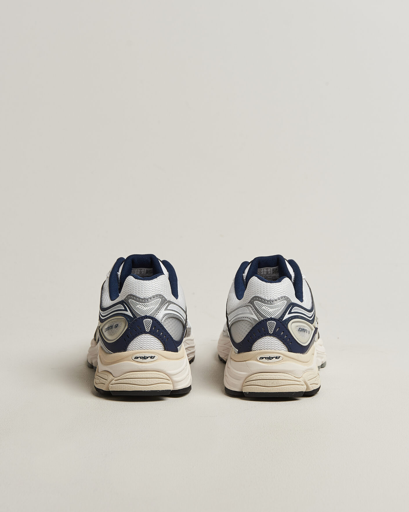 Herre | Sneakers | Saucony | Progrid Omni 9 Running Sneaker White/Navy