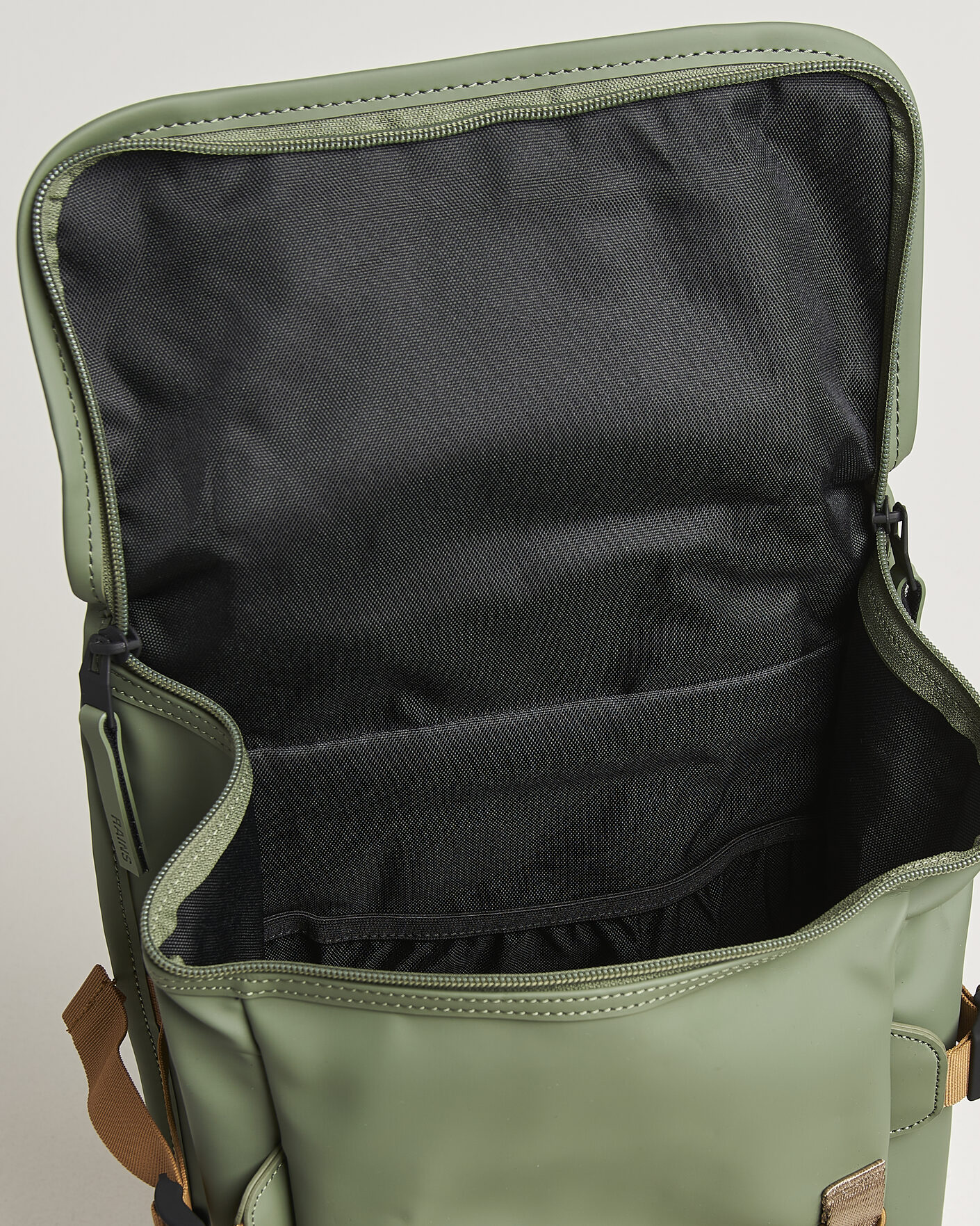 Herre | Tasker | RAINS | Trail Mountaineer Backpack Well