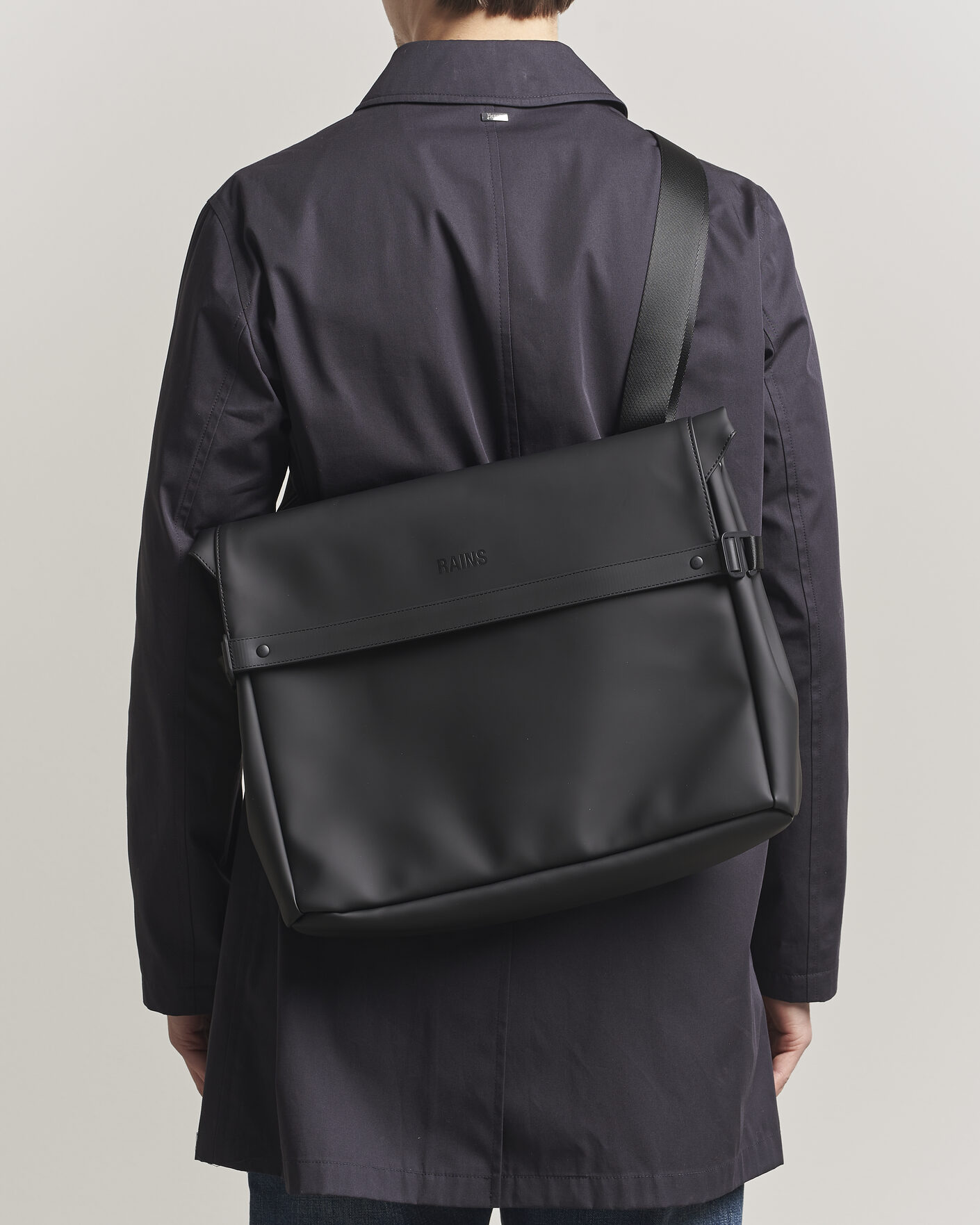 Herre | Tasker | RAINS | OTG Messenger Bag Black