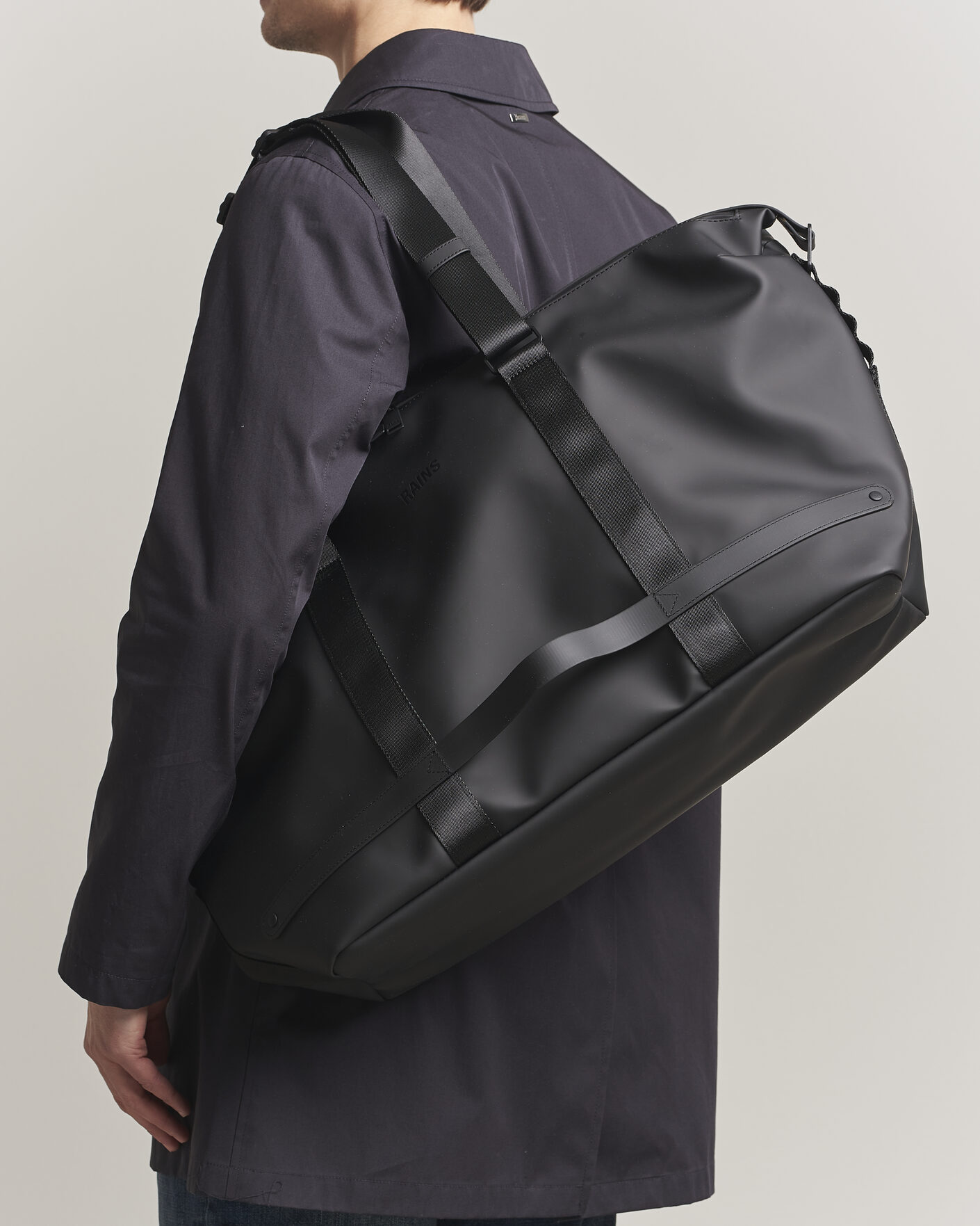 Herre | Tasker | RAINS | OTG Weekendbag Black