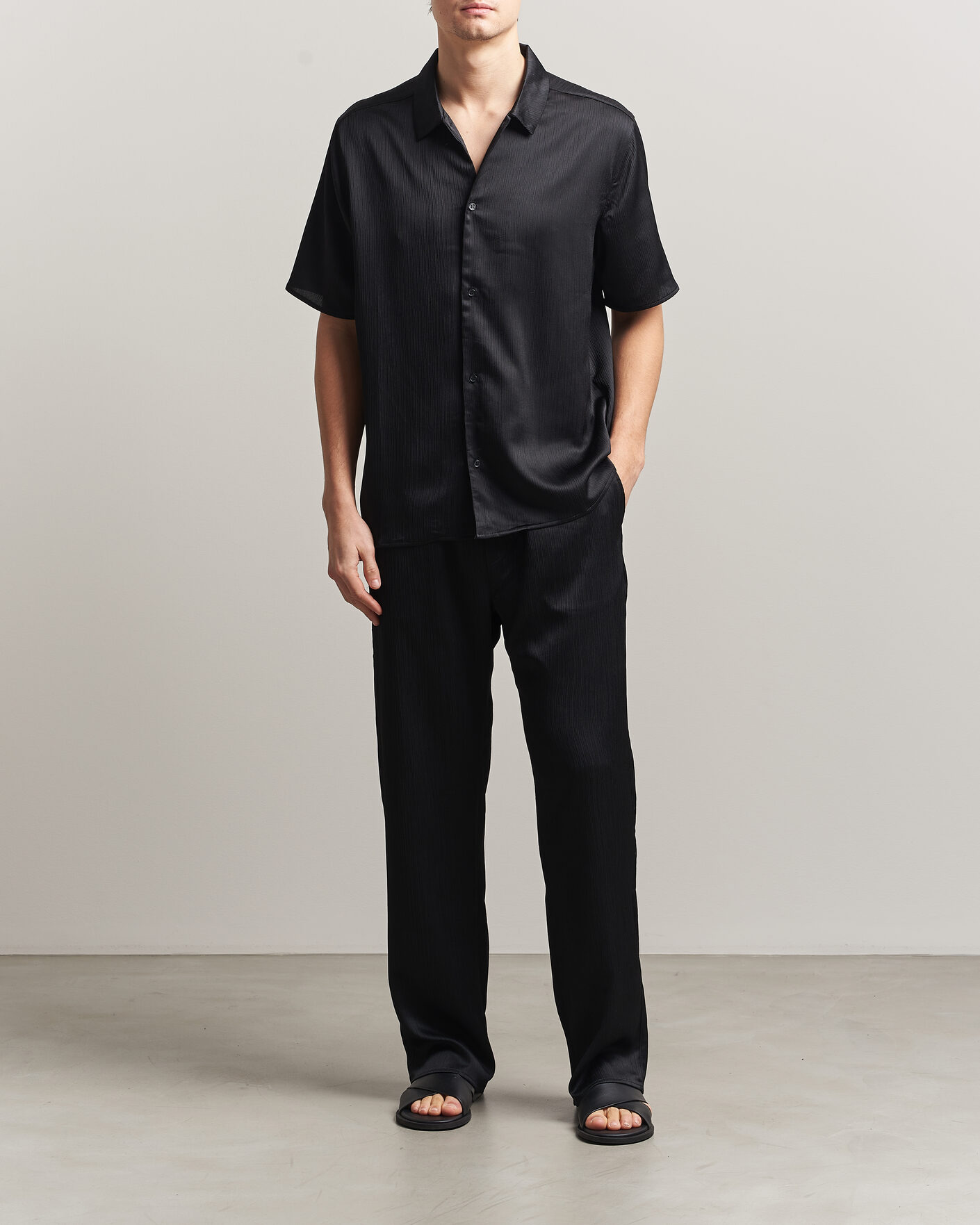 Herre | Skjorter | LES DEUX | Hector Plissé Short Sleeve Shirt Black