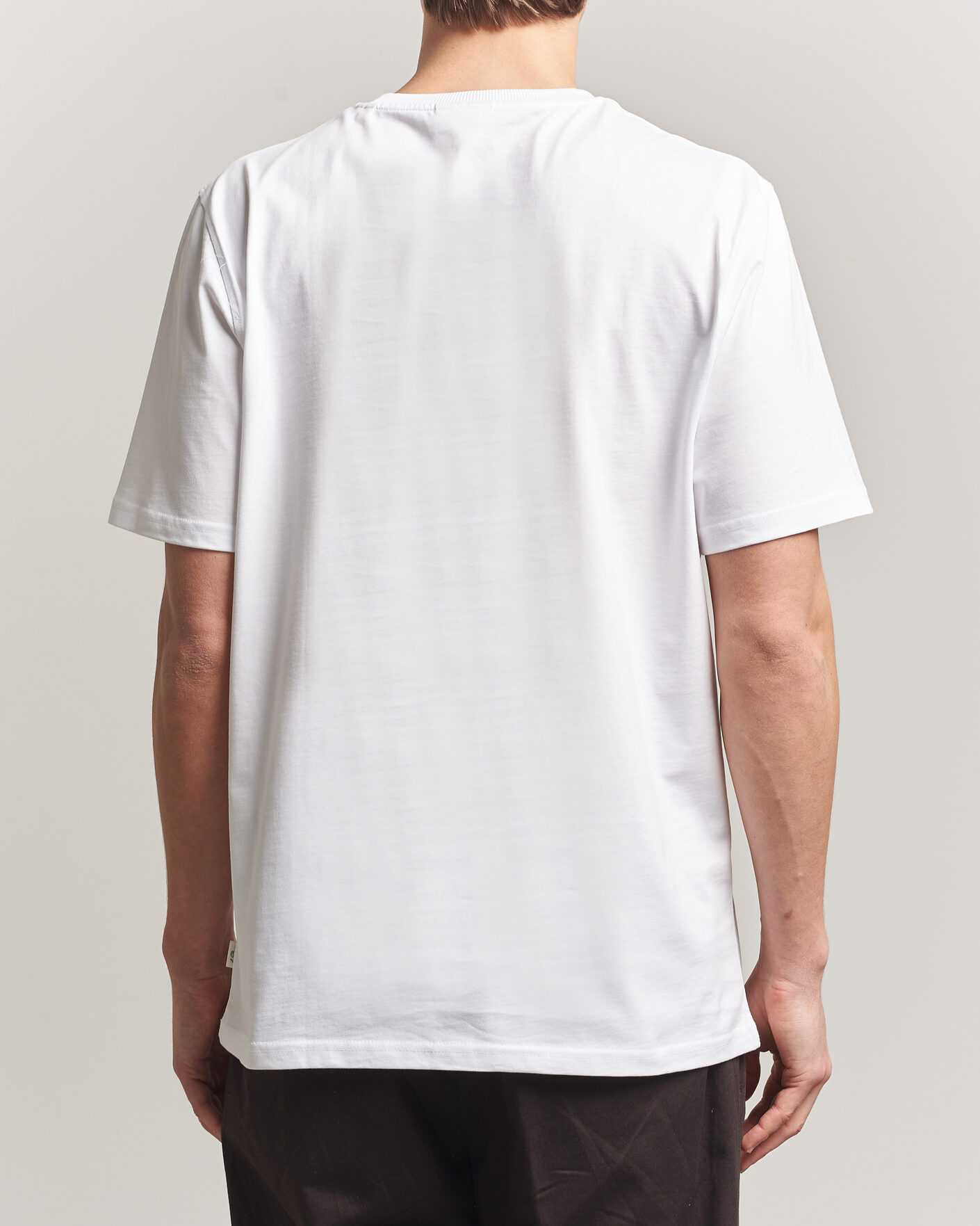 Herre | T-Shirts | LES DEUX | Brday Emblem T-Shirt White
