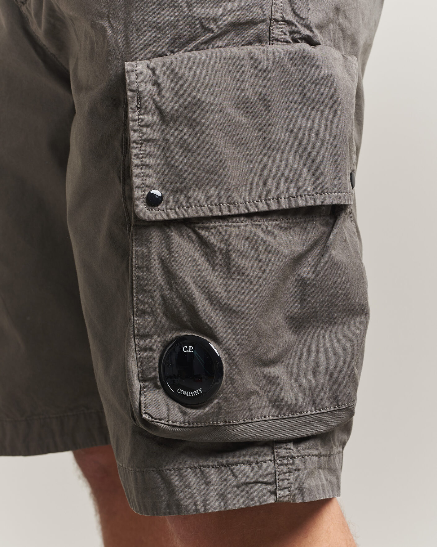 Herre | Shorts | C.P. Company | Cotton Gabardine Cargo Shorts Washed Black