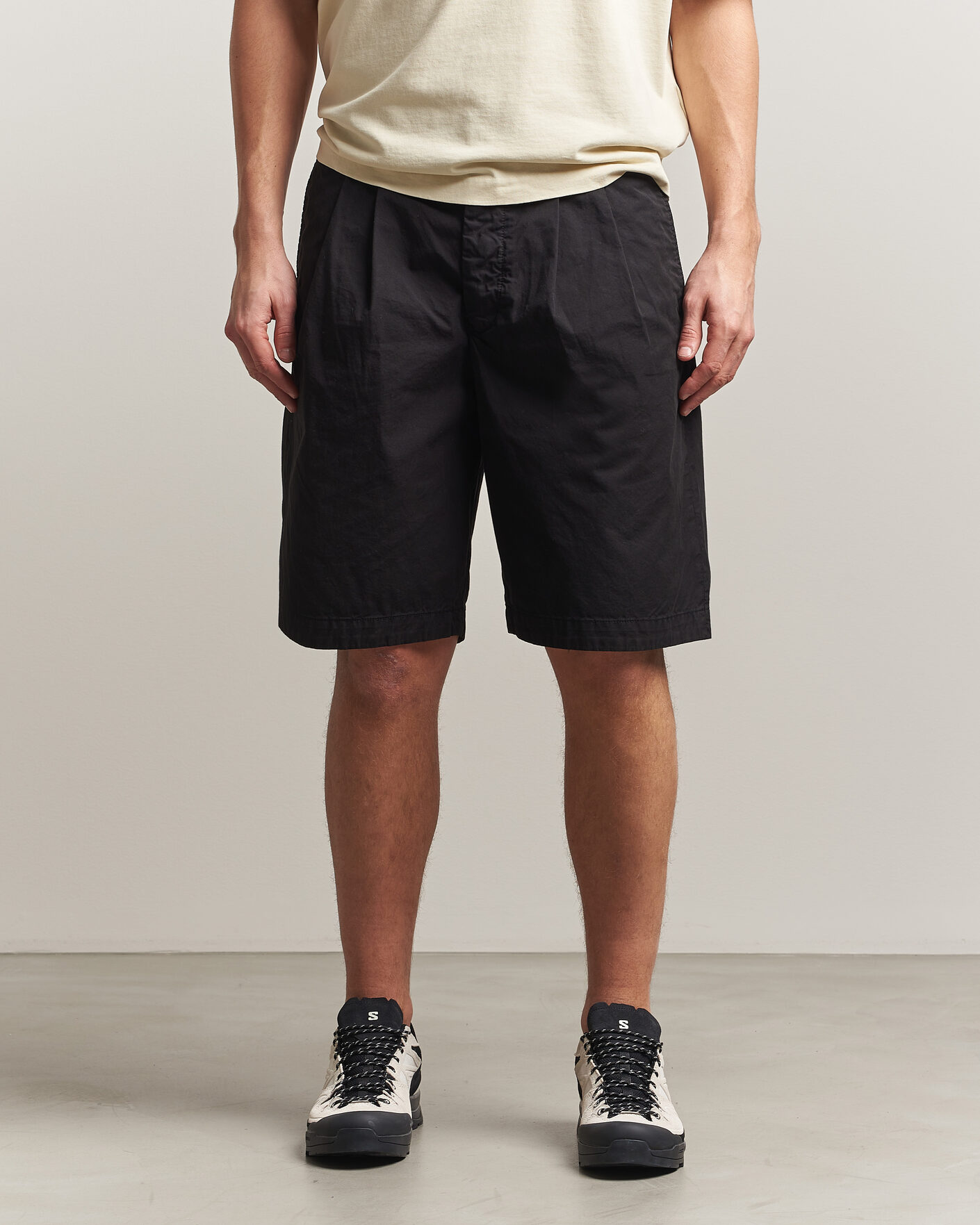 Herre | Shorts | C.P. Company | Cotton Gabardine Pleated Loose Shorts Black