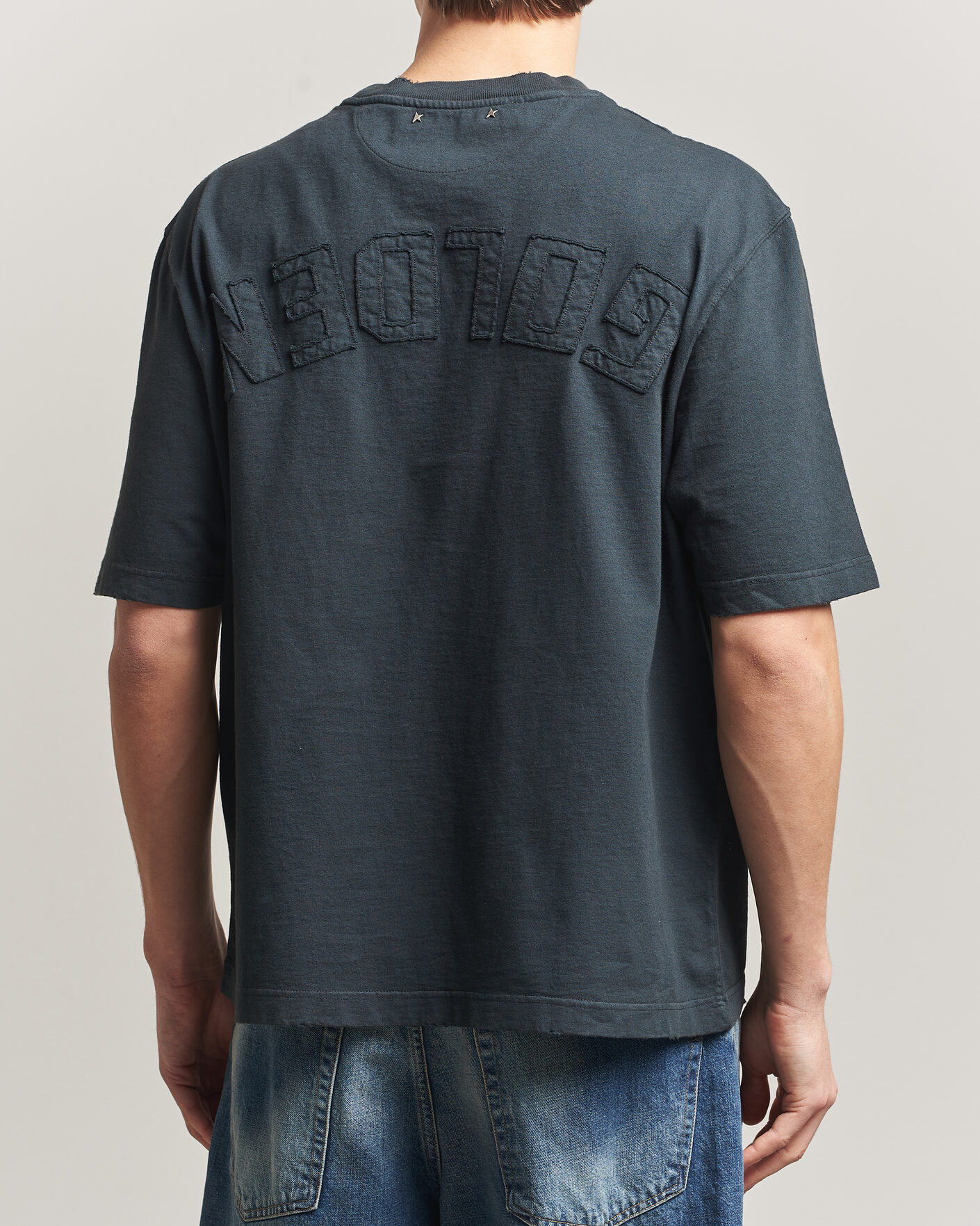 Herre | T-Shirts | Golden Goose | Relaxed Fit Cotton T-Shirt Washed Black