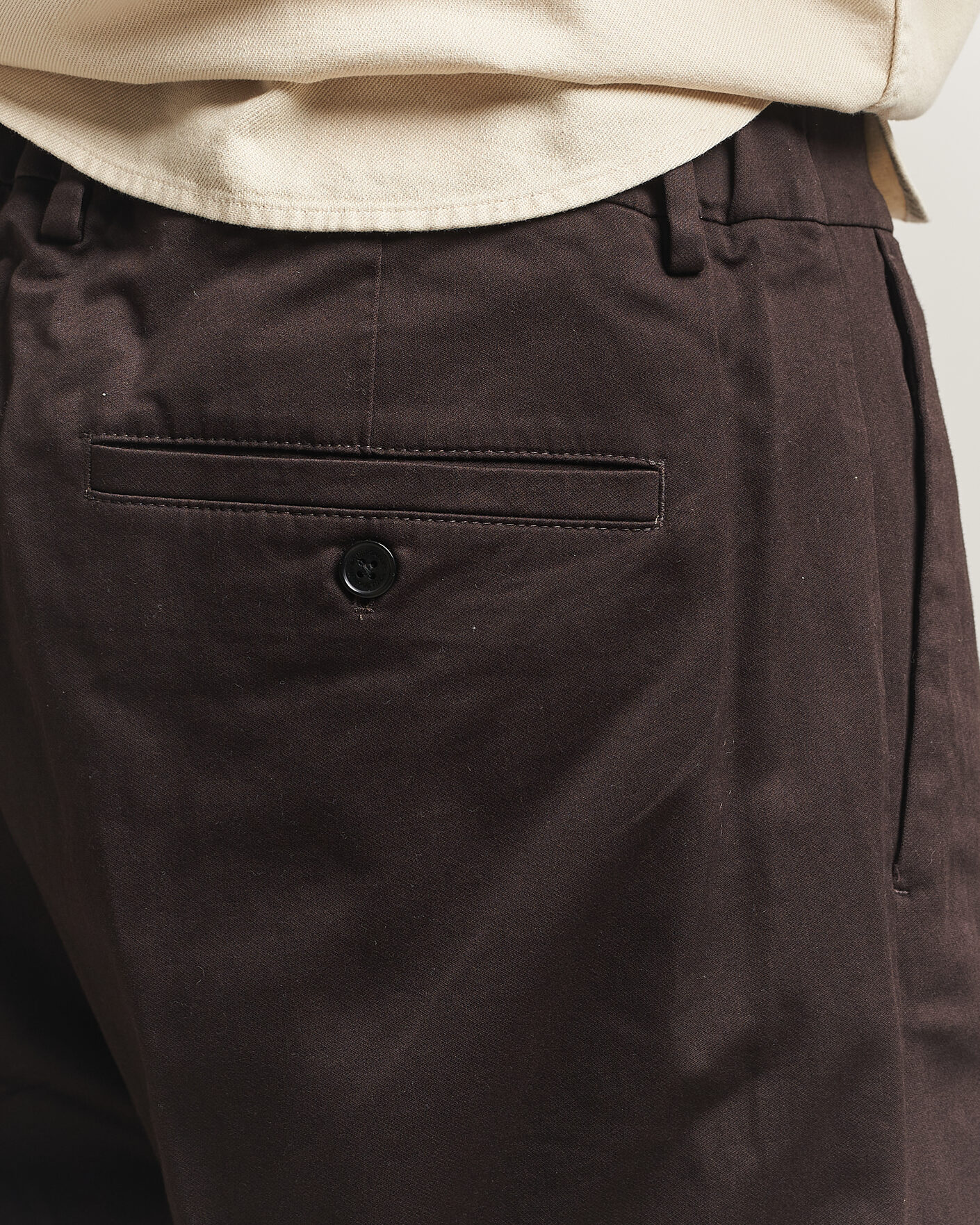 Herre | Bukser | NN07 | Kay Cotton Pleated Trousers Deep Truffle