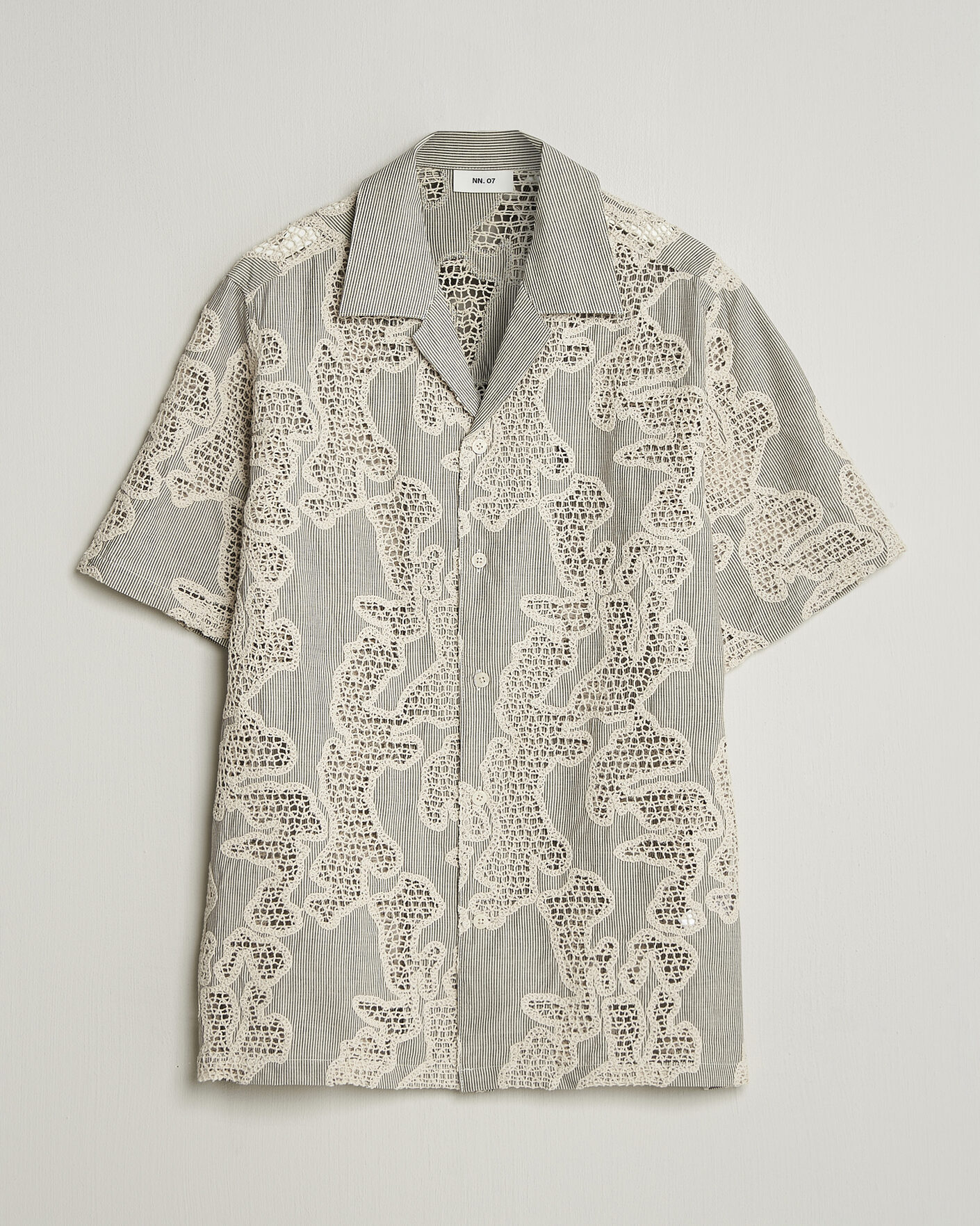 Herre | Skjorter | NN07 | Julio Flower Short Sleeve Shirt Deep Truffle